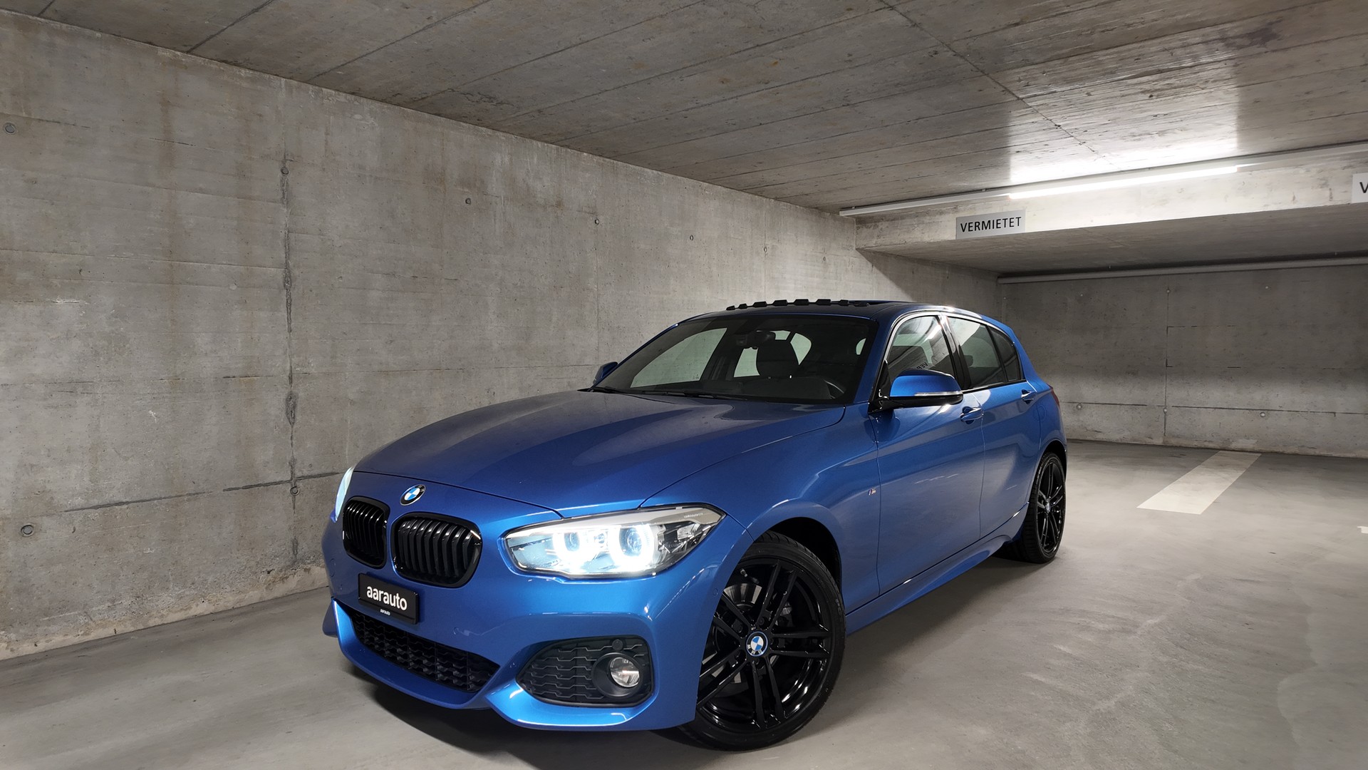 BMW 120d xDrive M Sport Steptronic-image-0