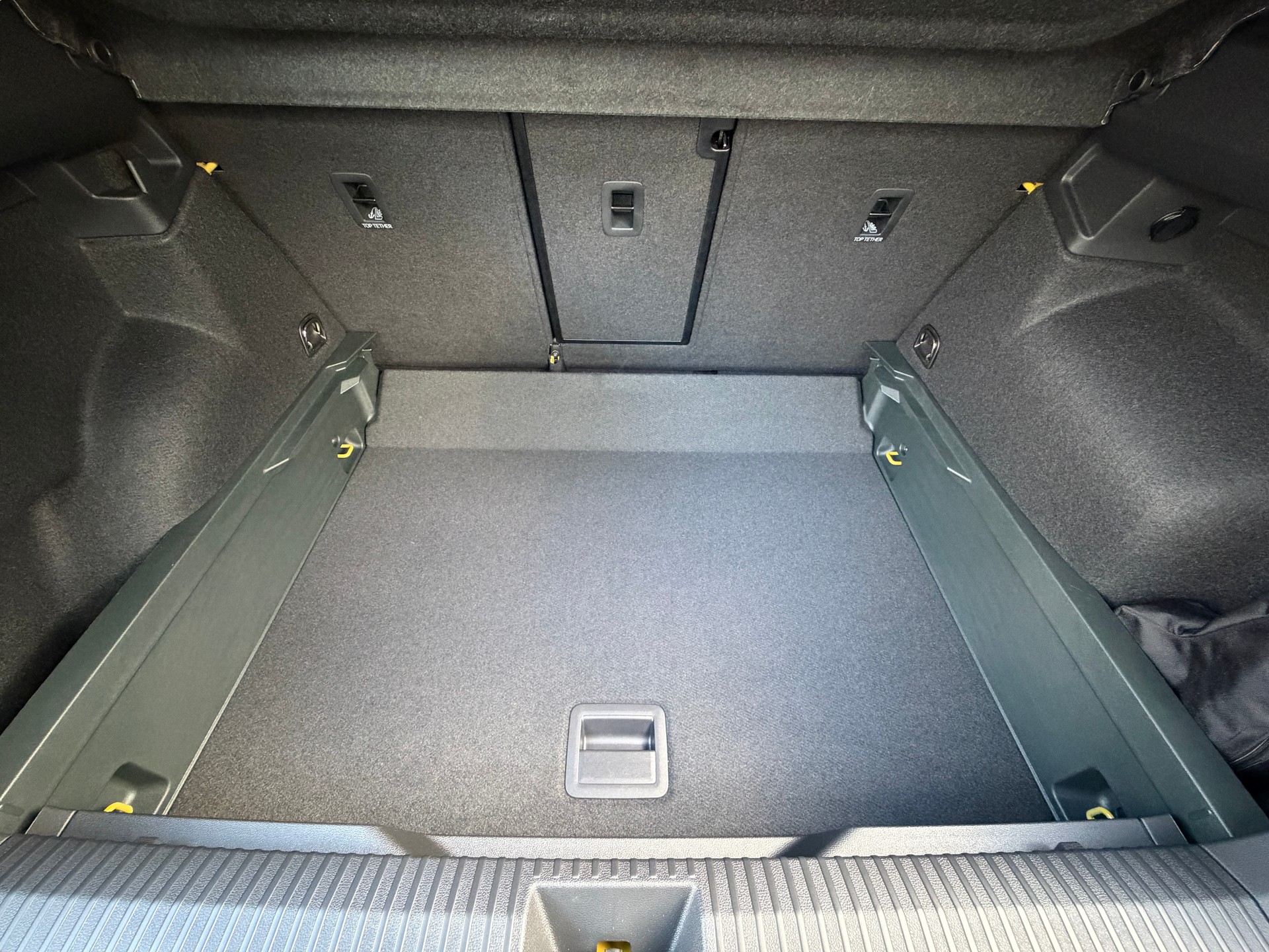 VW T-Roc 1.5 eTSI mHEV R-Line DSG-image-25