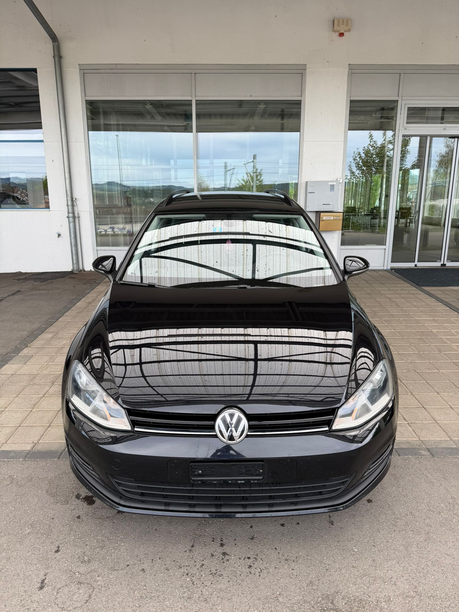 VW Golf Variant 2.0 TDI Comfortline-image-2