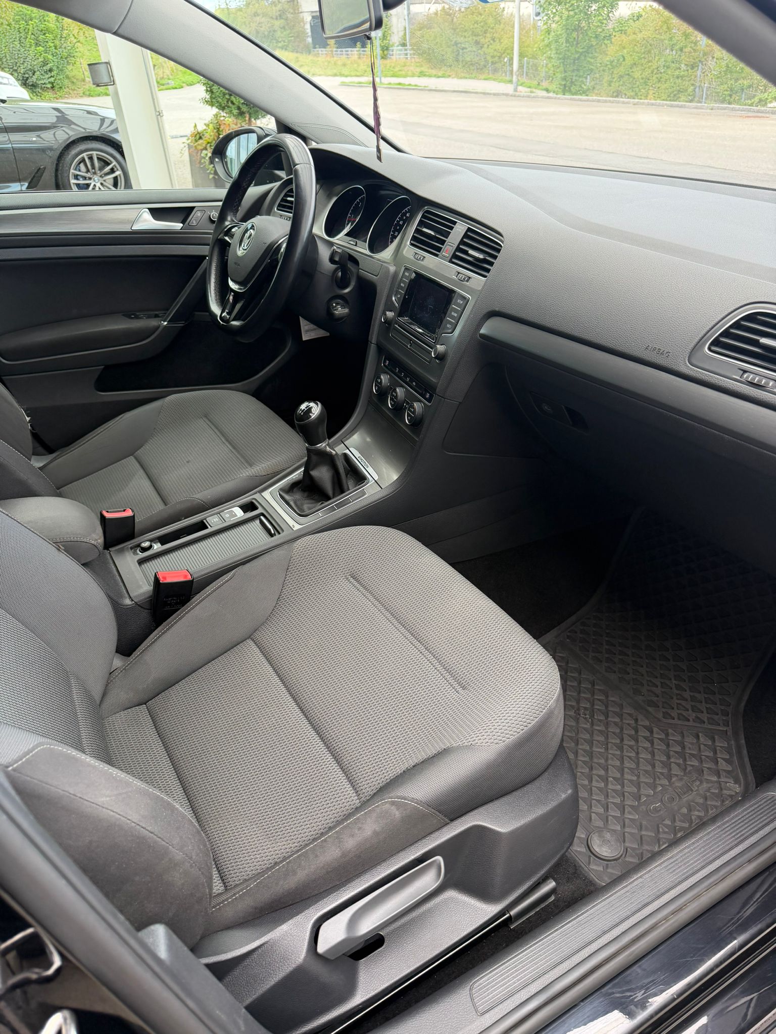 VW Golf Variant 2.0 TDI Comfortline-image-6