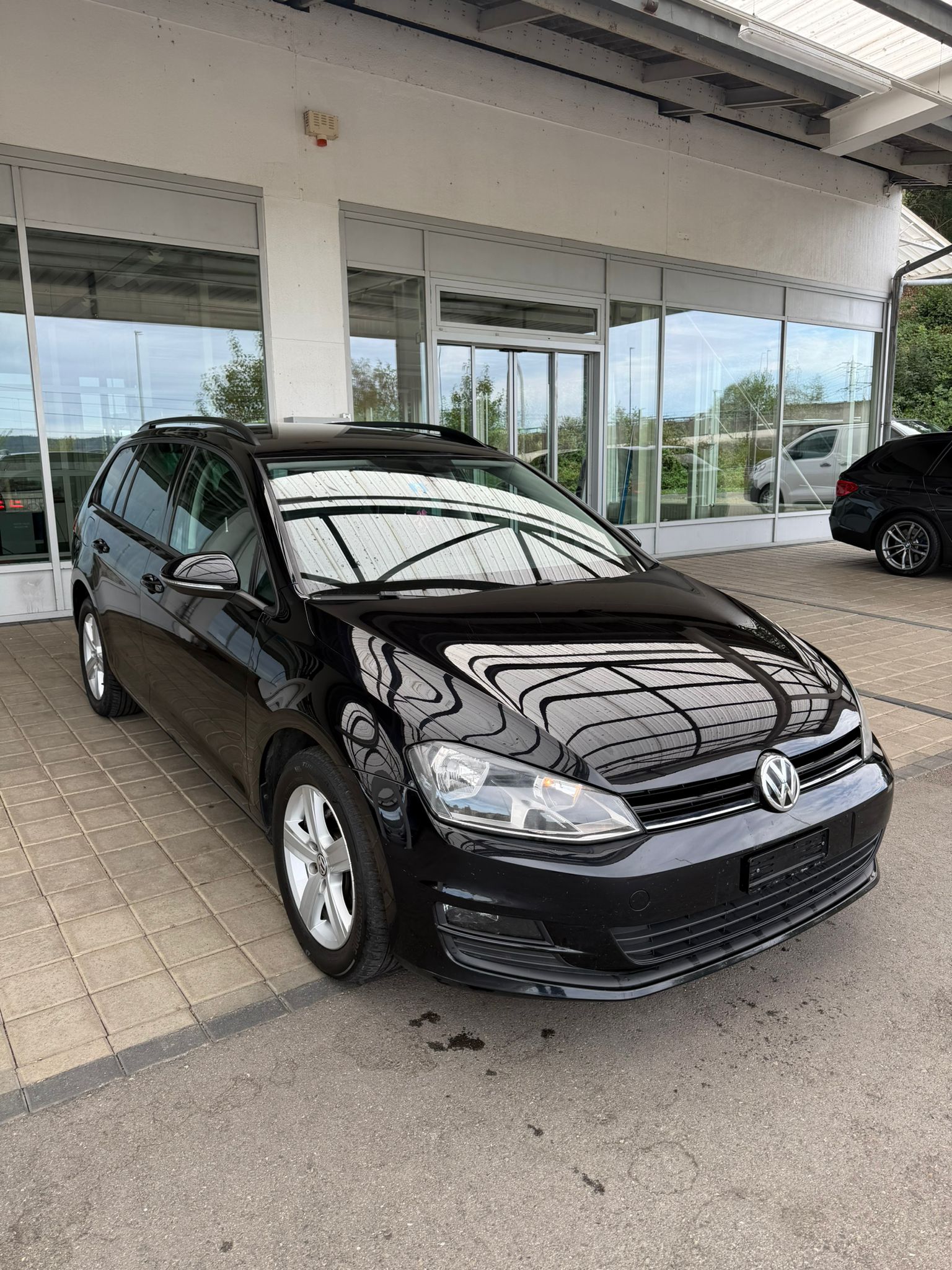 VW Golf Variant 2.0 TDI Comfortline-image-0