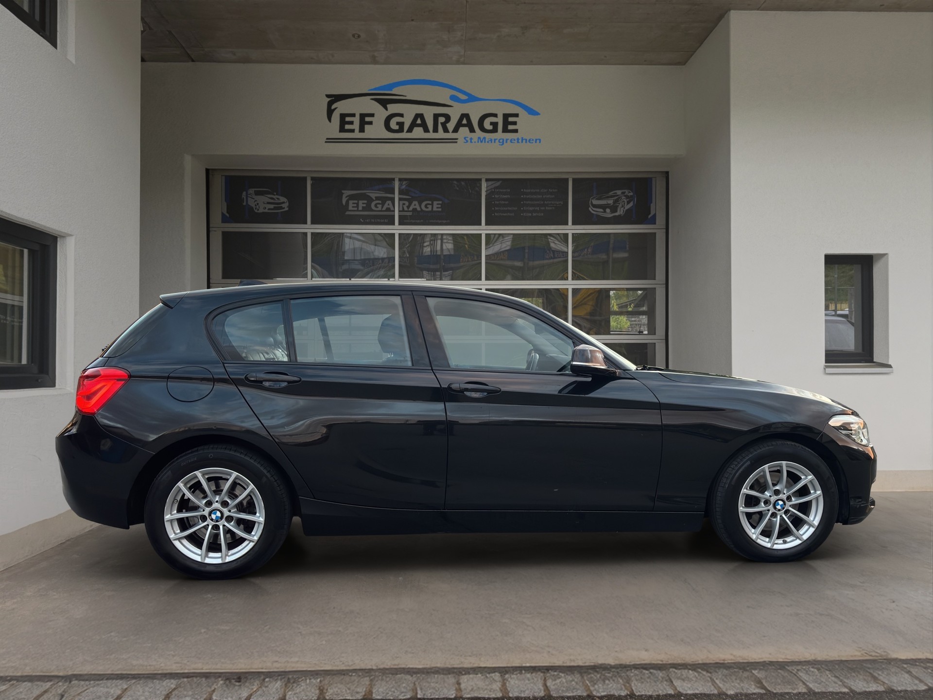 BMW 120d xDrive Steptronic-image-3