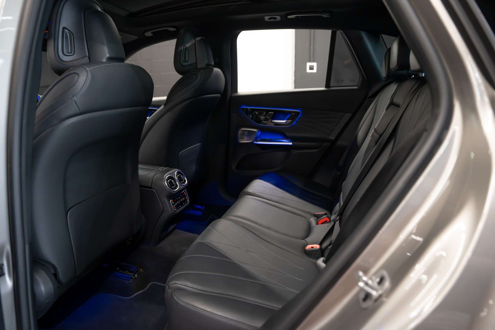 MERCEDES-BENZ GLC 220 d 4Matic 9G-Tronic-image-13