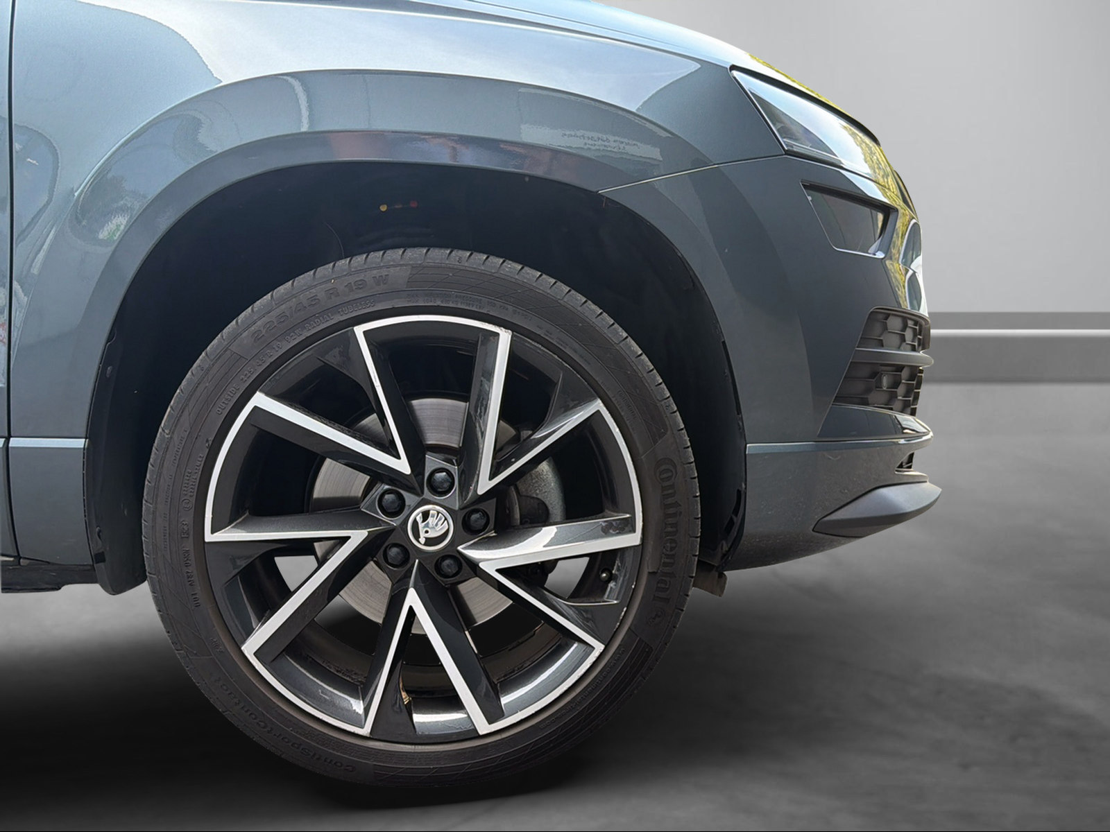 SKODA Karoq 2.0 TDI CR SportLine 4x4 DSG-image-13