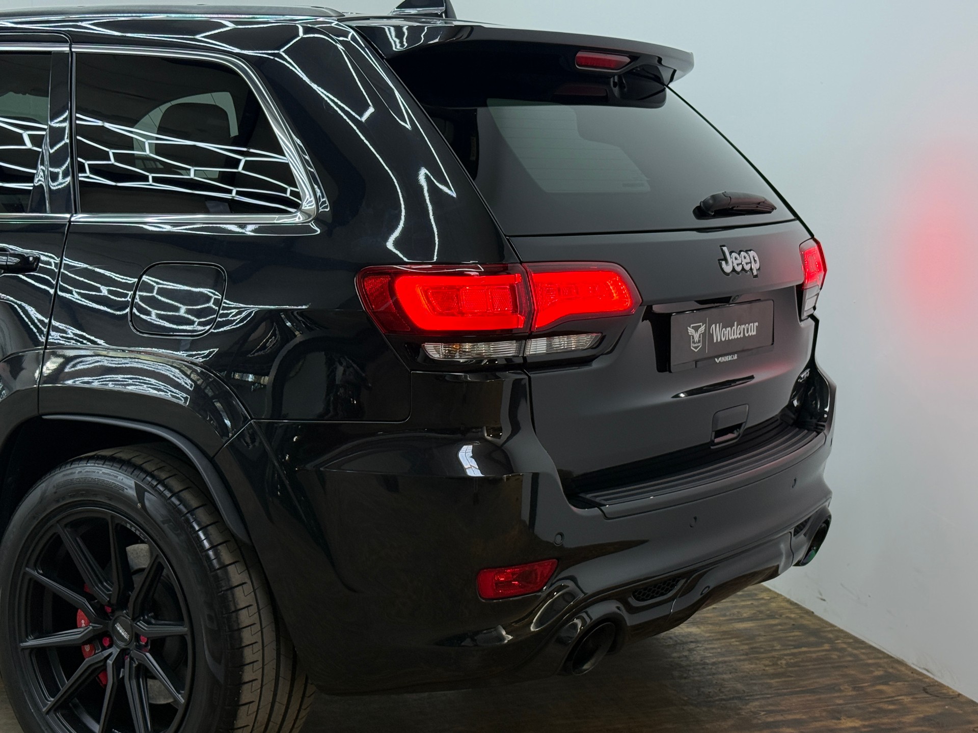 JEEP Grand Cherokee 6.4 V8 HEMI SRT8 Automatic-image-10