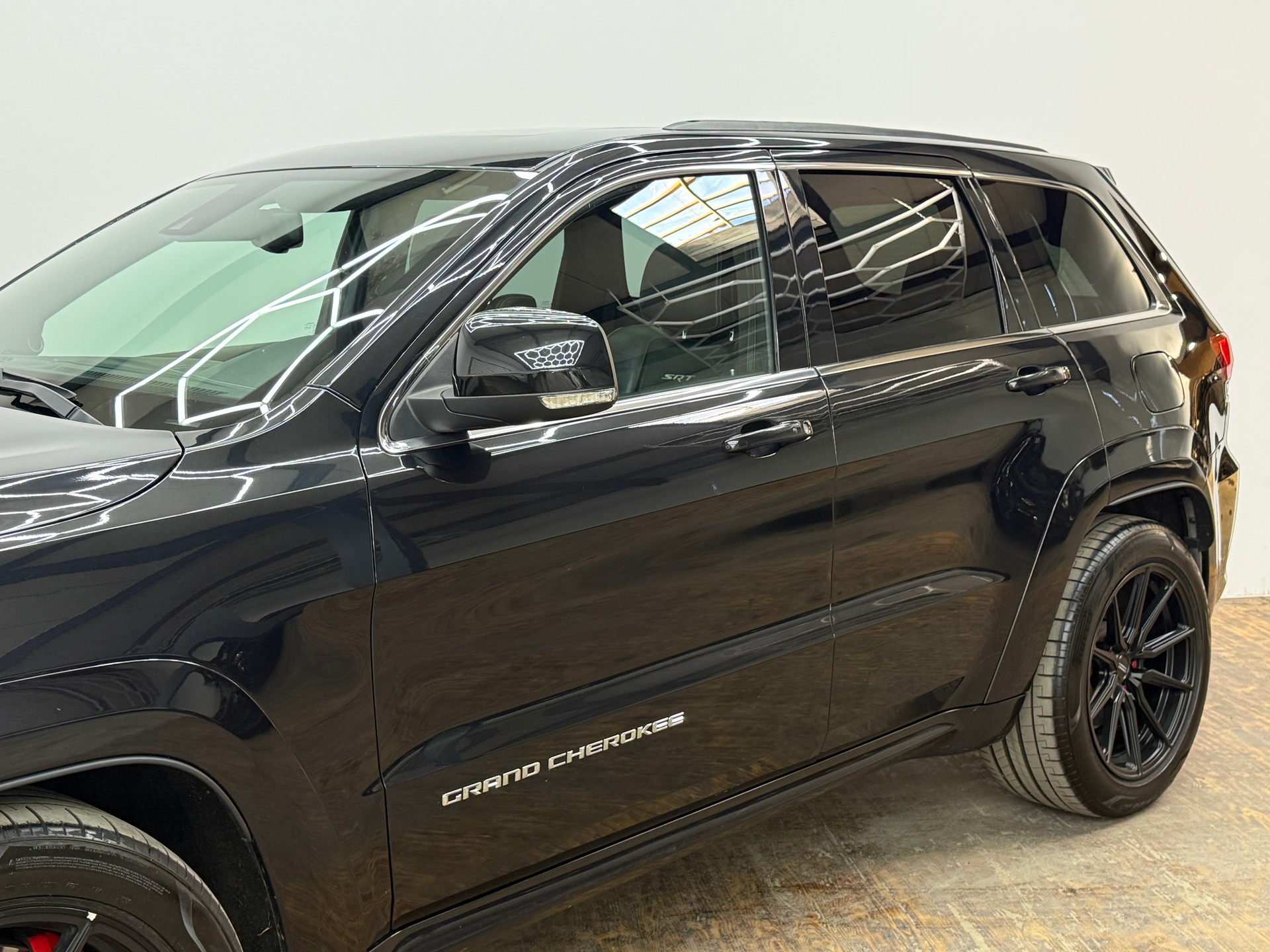 JEEP Grand Cherokee 6.4 V8 HEMI SRT8 Automatic-image-6