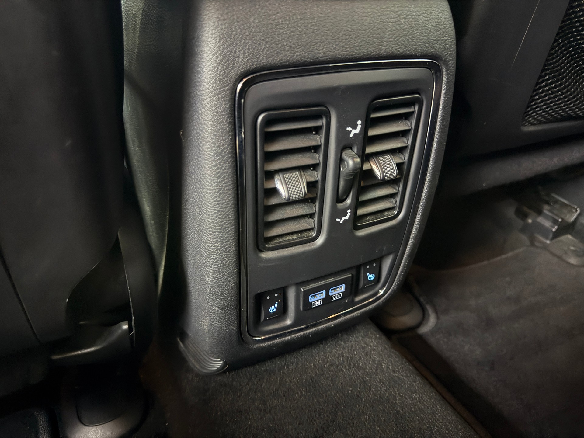 JEEP Grand Cherokee 6.4 V8 HEMI SRT8 Automatic-image-28