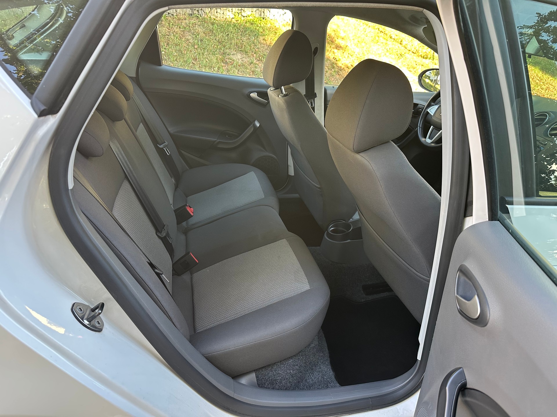 SEAT Ibiza 1.2 TSI Style DSG-image-3