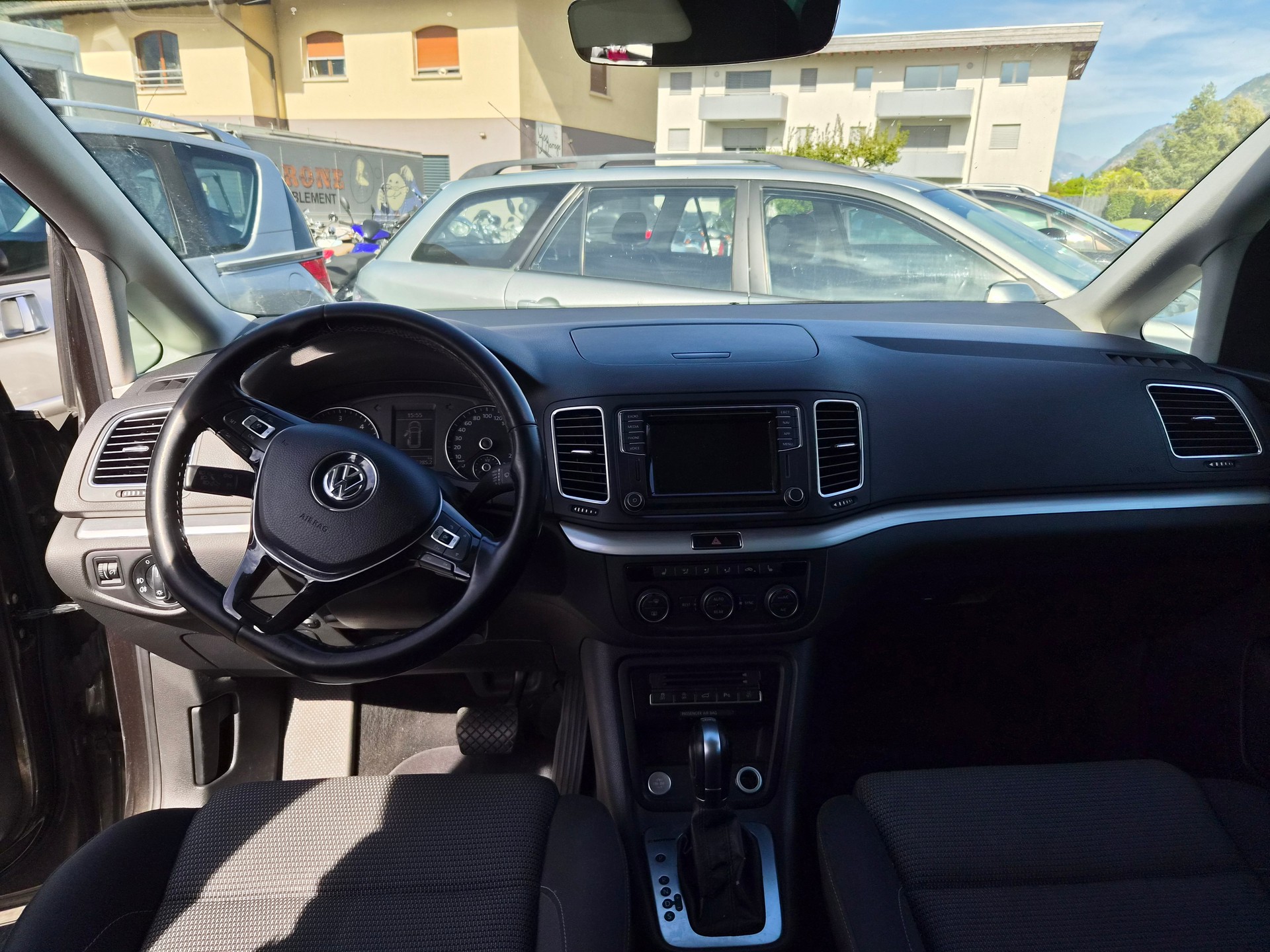 VW VW Sharan 2.0DM4 7xPlatz-image-12