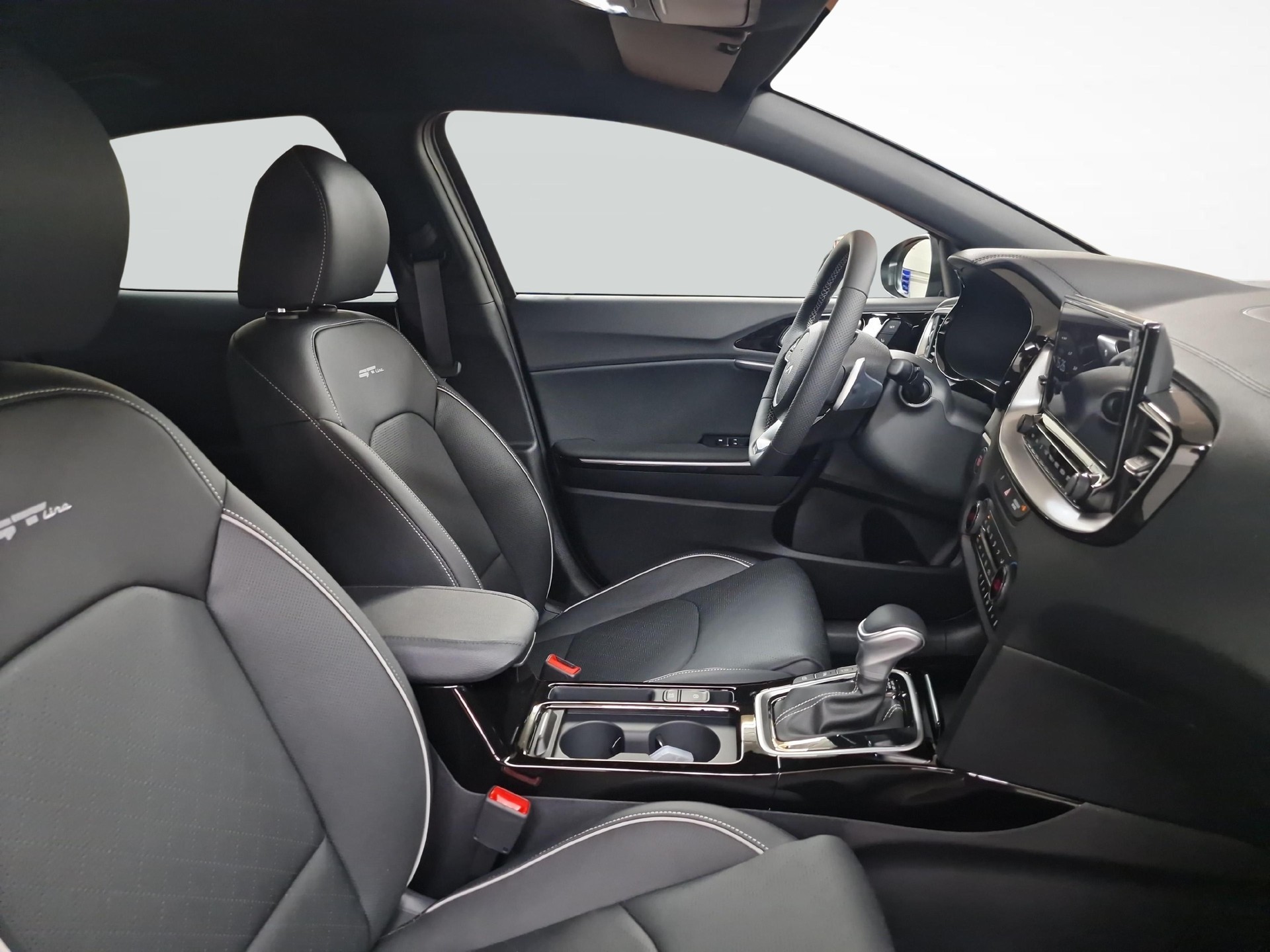KIA XCeed 1.6 T-GDi GT-Line-image-9