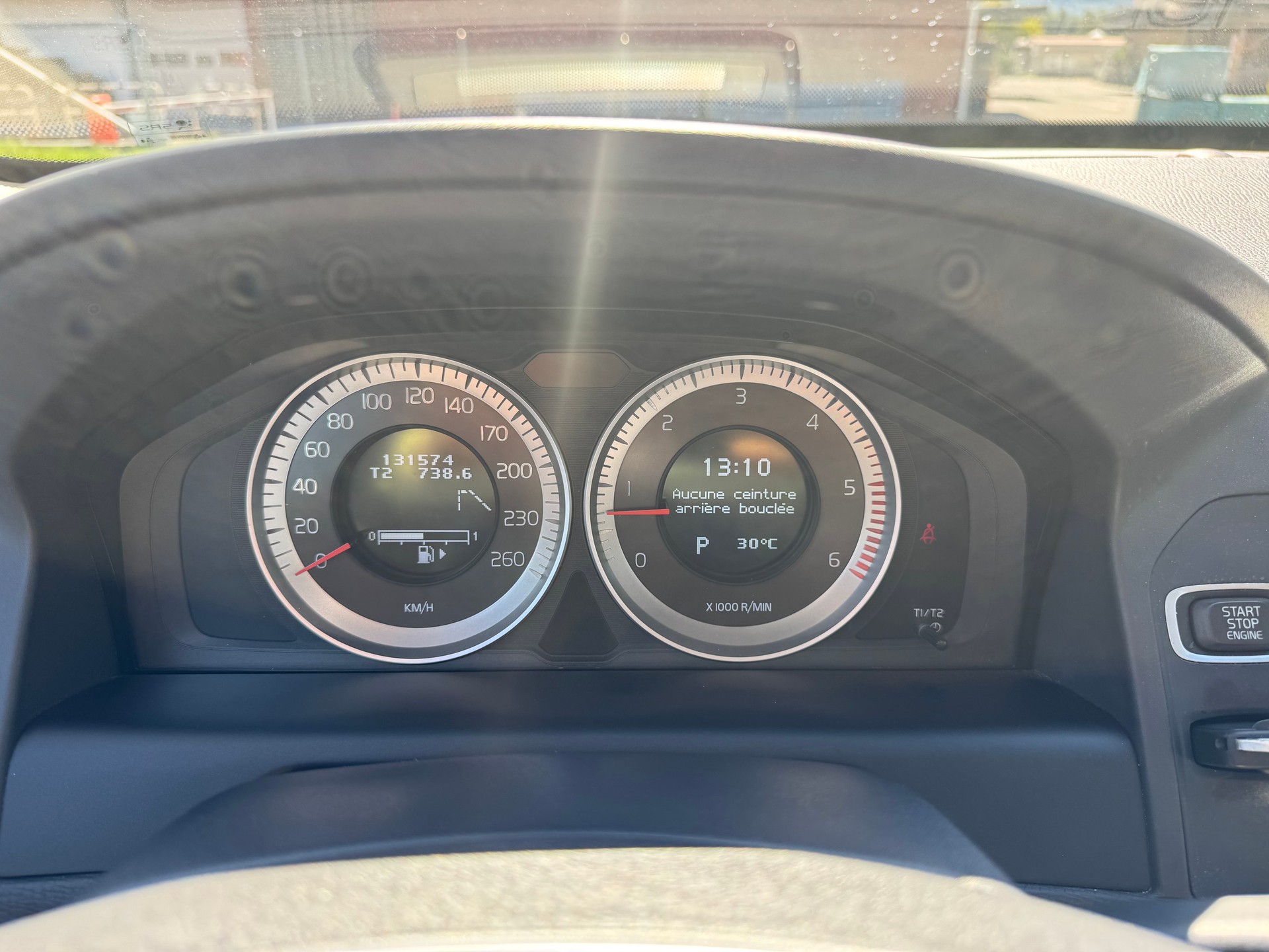 VOLVO XC60 D5 AWD Momentum Geartronic-image-16