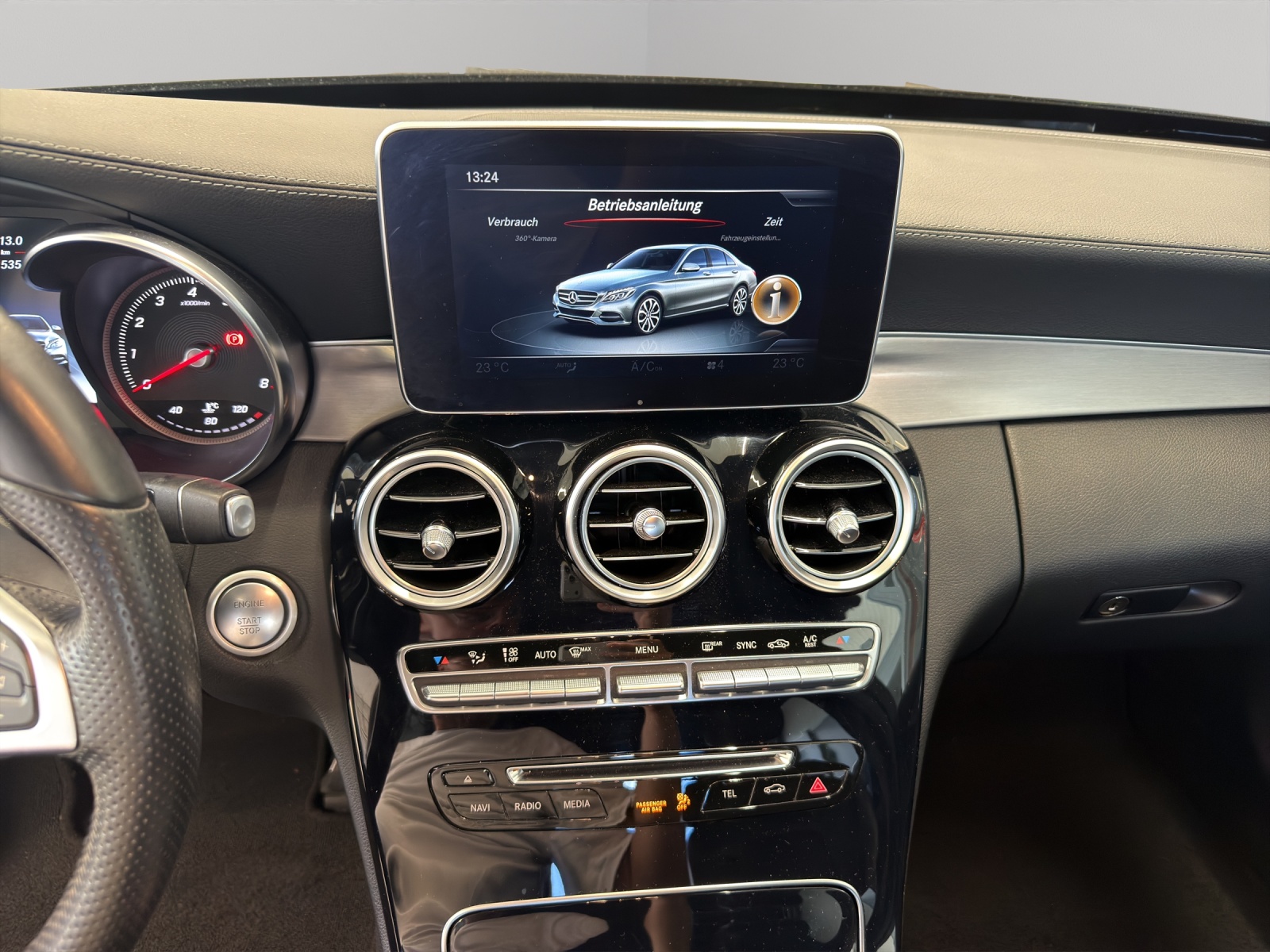 MERCEDES-BENZ C 400 AMG Line 4Matic 7G-Tronic-image-13