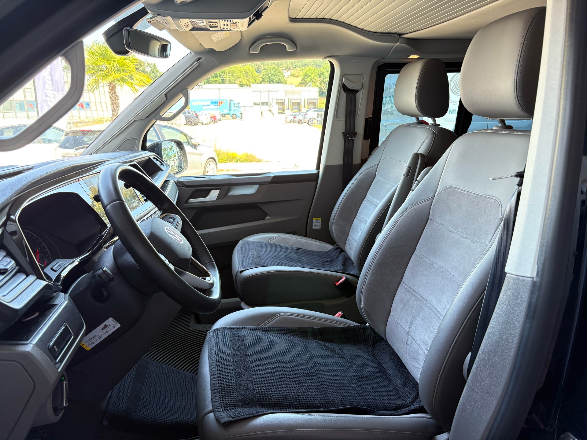 VW T6.1 California 2.0 Bi-TDI Ocean Liberty 4Motion DSG-image-13