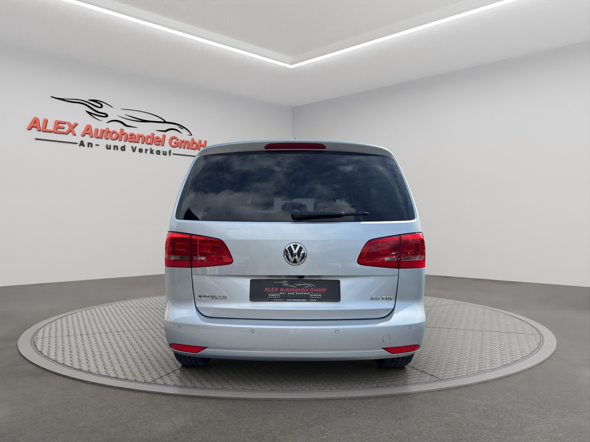 VW Touran 2.0 TDI Comfortline DSG 7-Plätzer (Kredit möglich!)-image-4