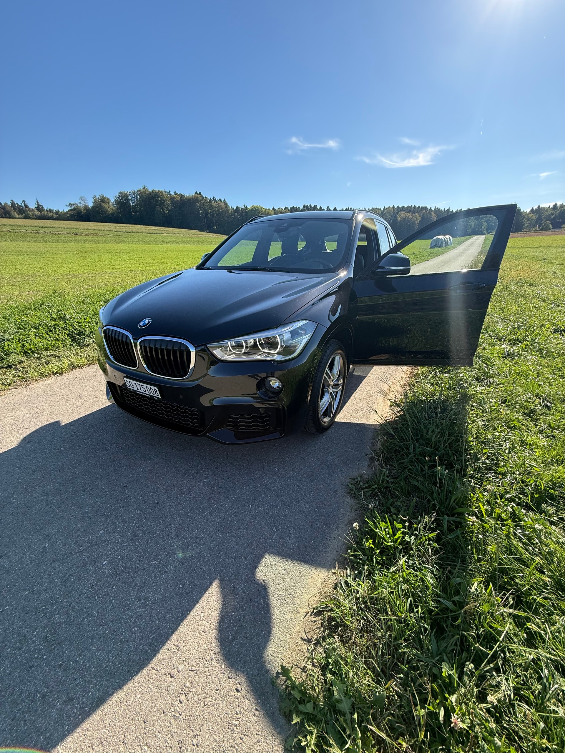 BMW X1 xDrive 20i-image-1