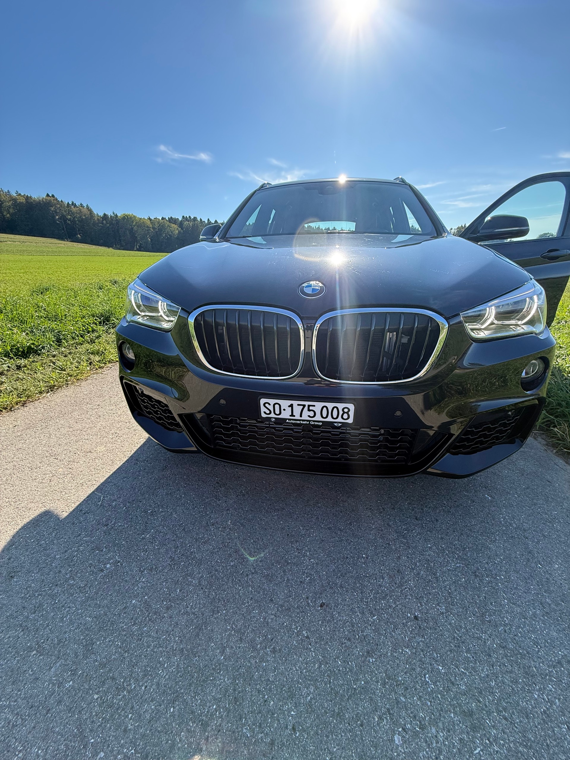 BMW X1 xDrive 20i-image-0