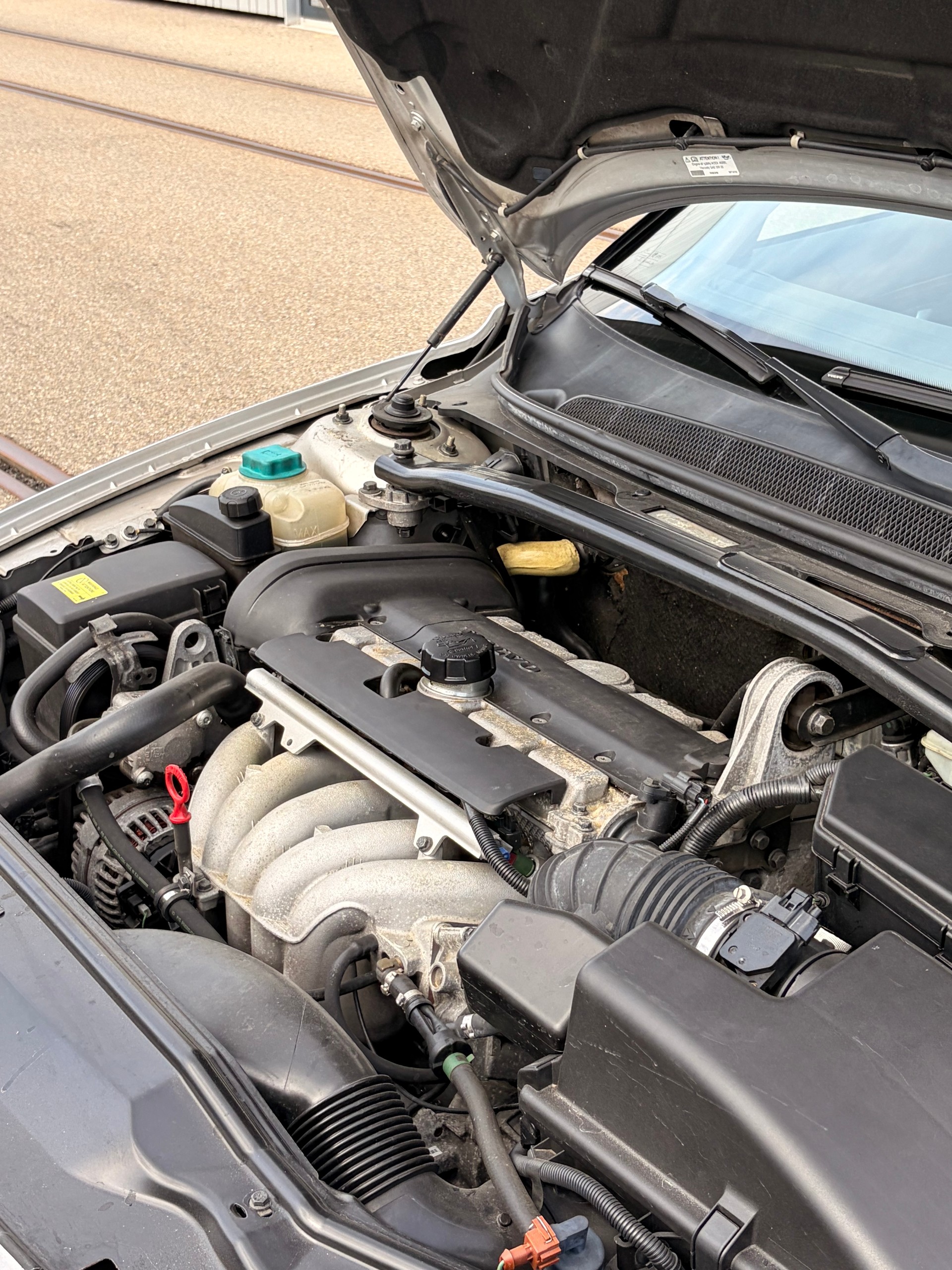 VOLVO S80-image-10