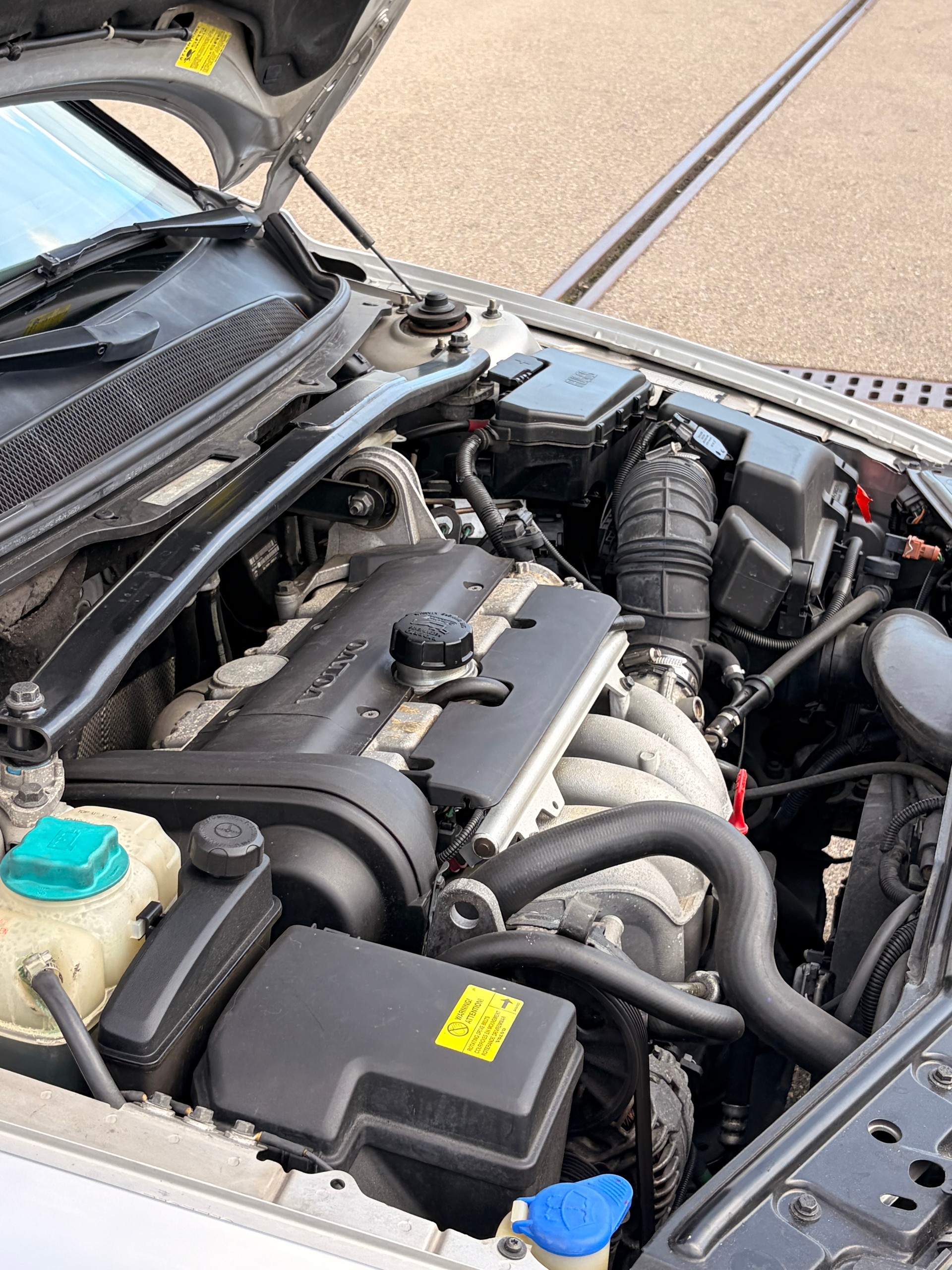 VOLVO S80-image-11