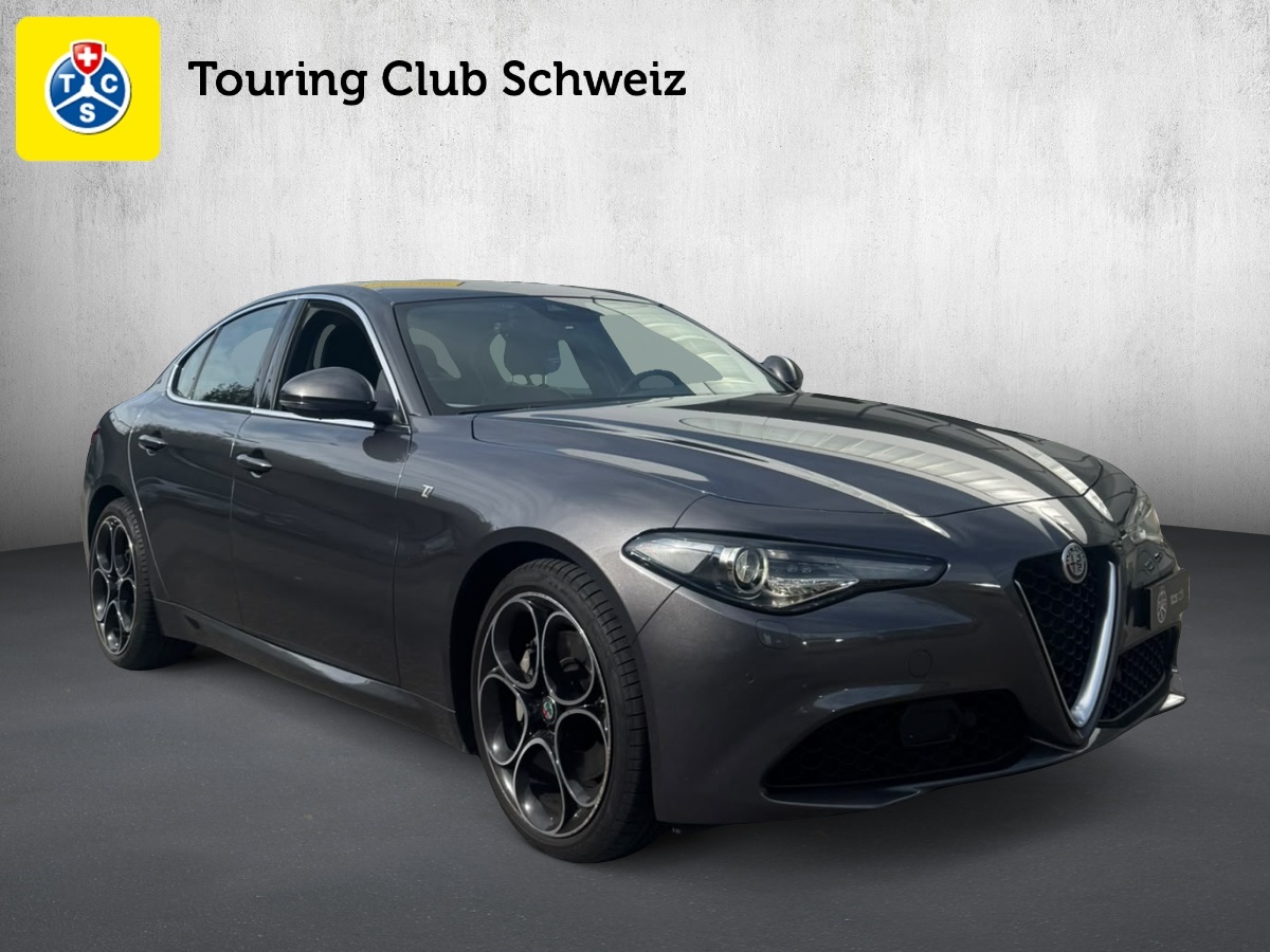 ALFA ROMEO Giulia 2.0 TI Automatic-image-2