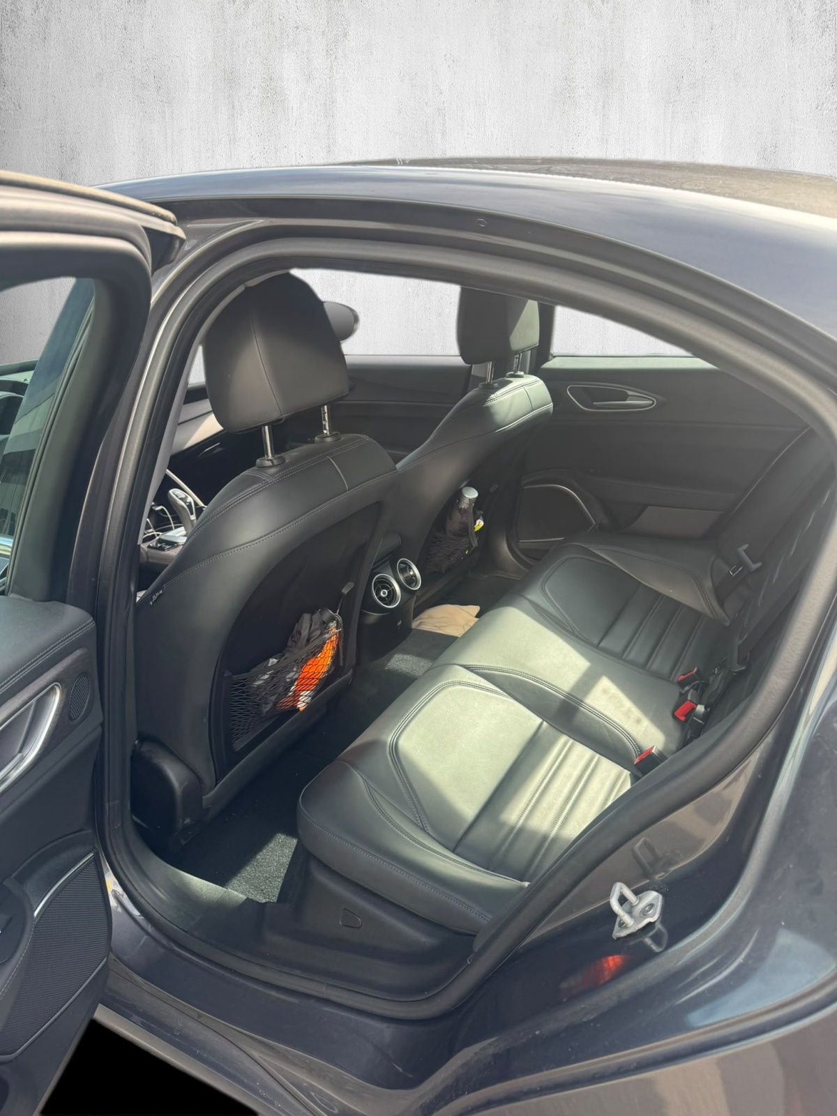ALFA ROMEO Giulia 2.0 TI Automatic-image-8