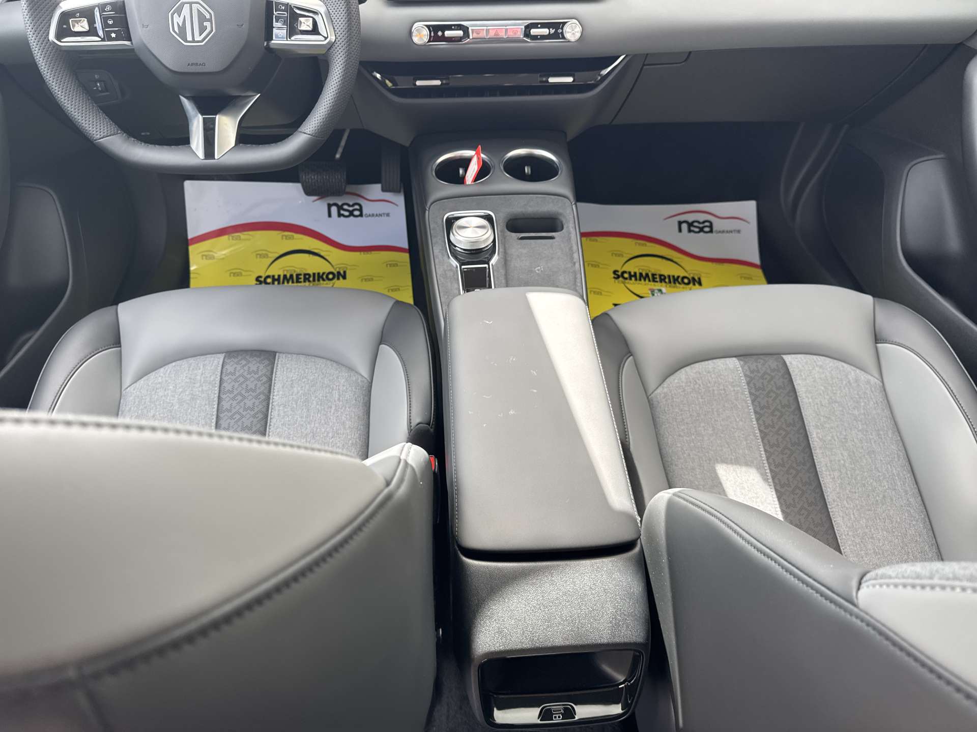 MG 4 EV 64kWh Premium Facelift Automat-image-13