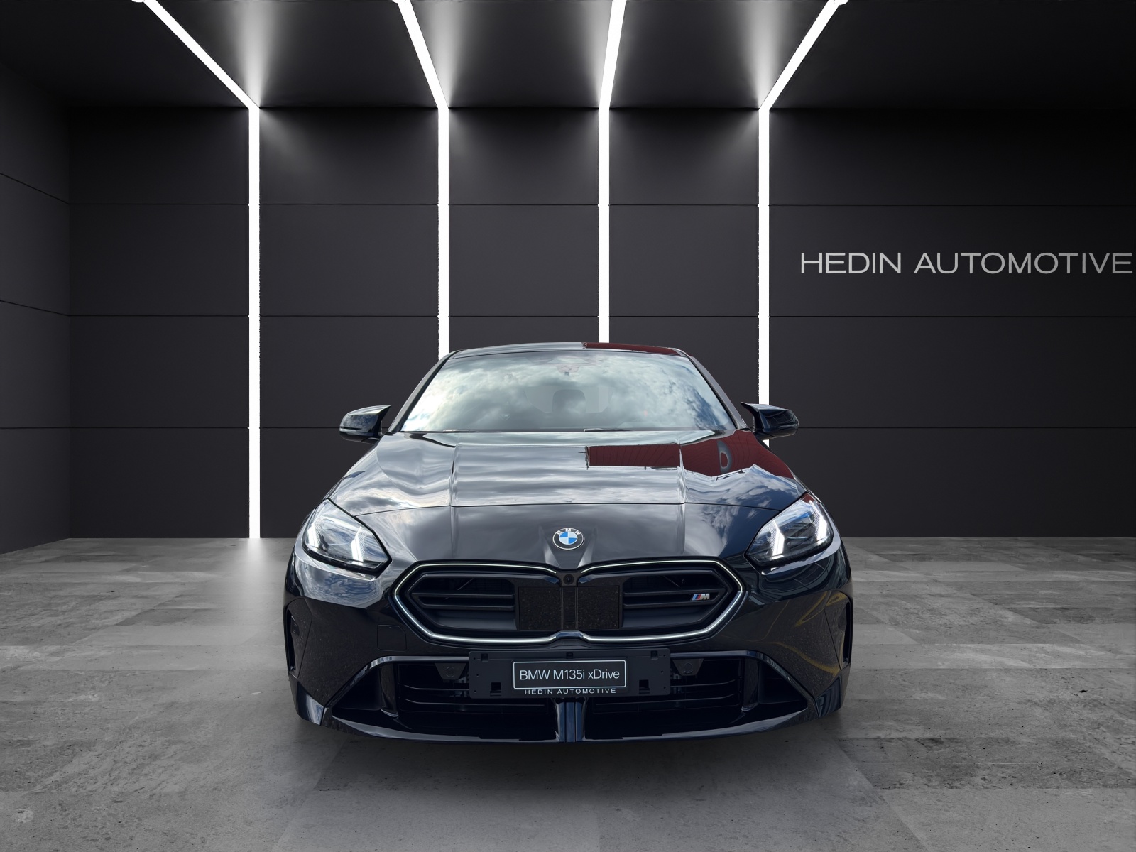 BMW M135i xDrive-image-7