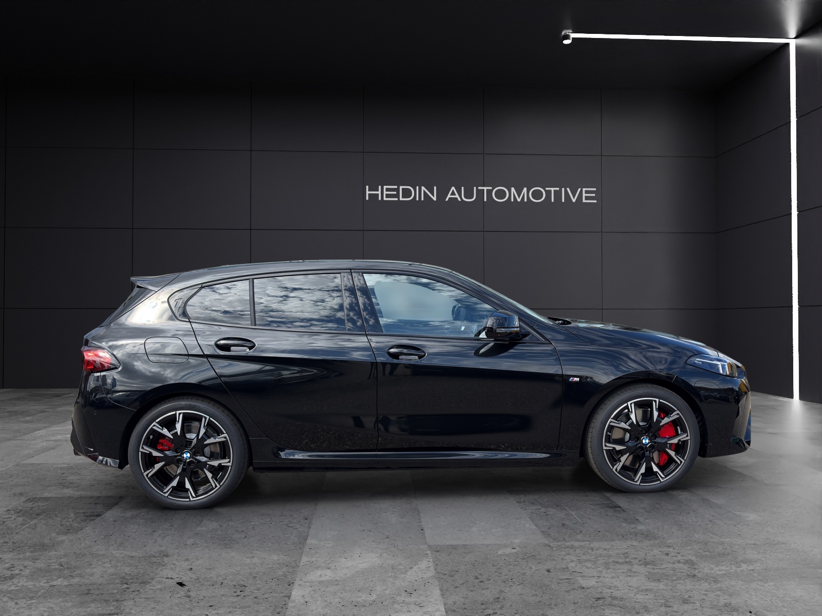 BMW M135i xDrive-image-6