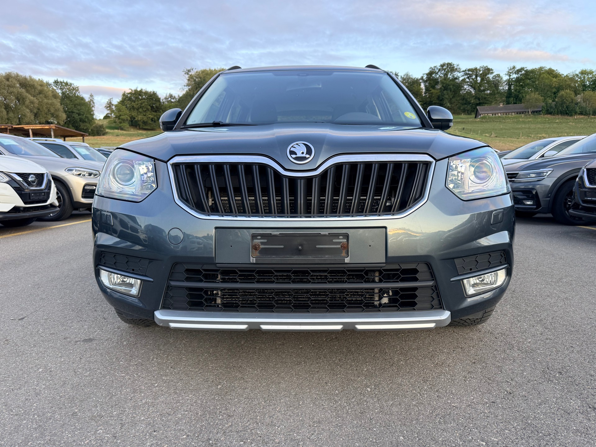 SKODA Yeti 2.0 TDI Outdoor Adventure 4x4 DSG-image-2