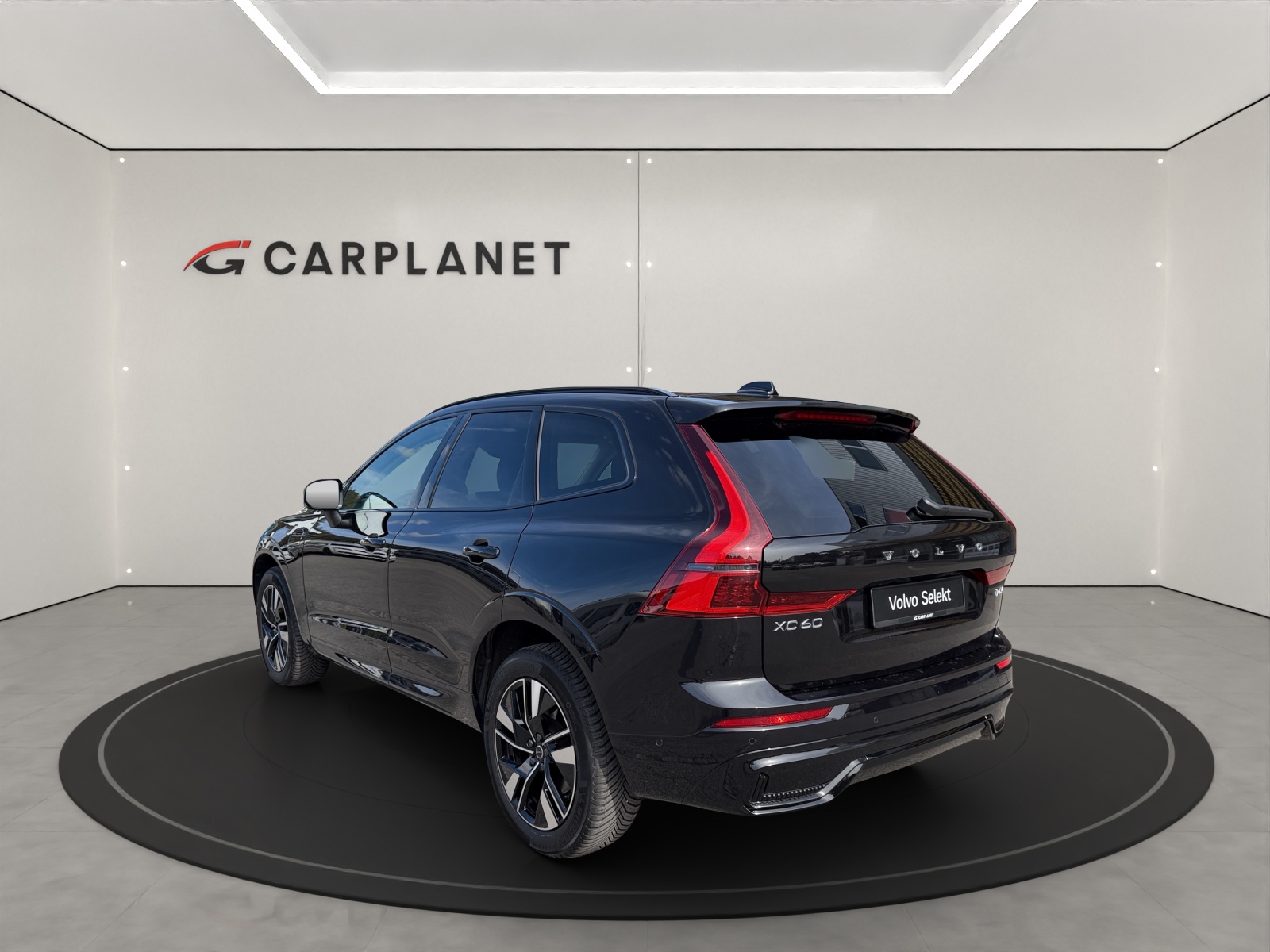 VOLVO XC60 2.0 T6 TE Plus Dark eAWD .-image-3