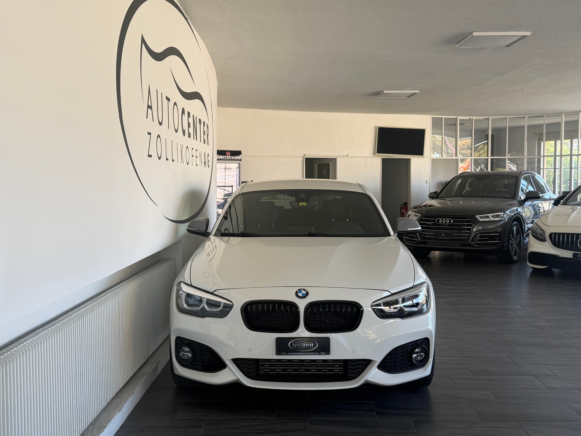BMW 120d xDrive M Sport Steptronic-image-1