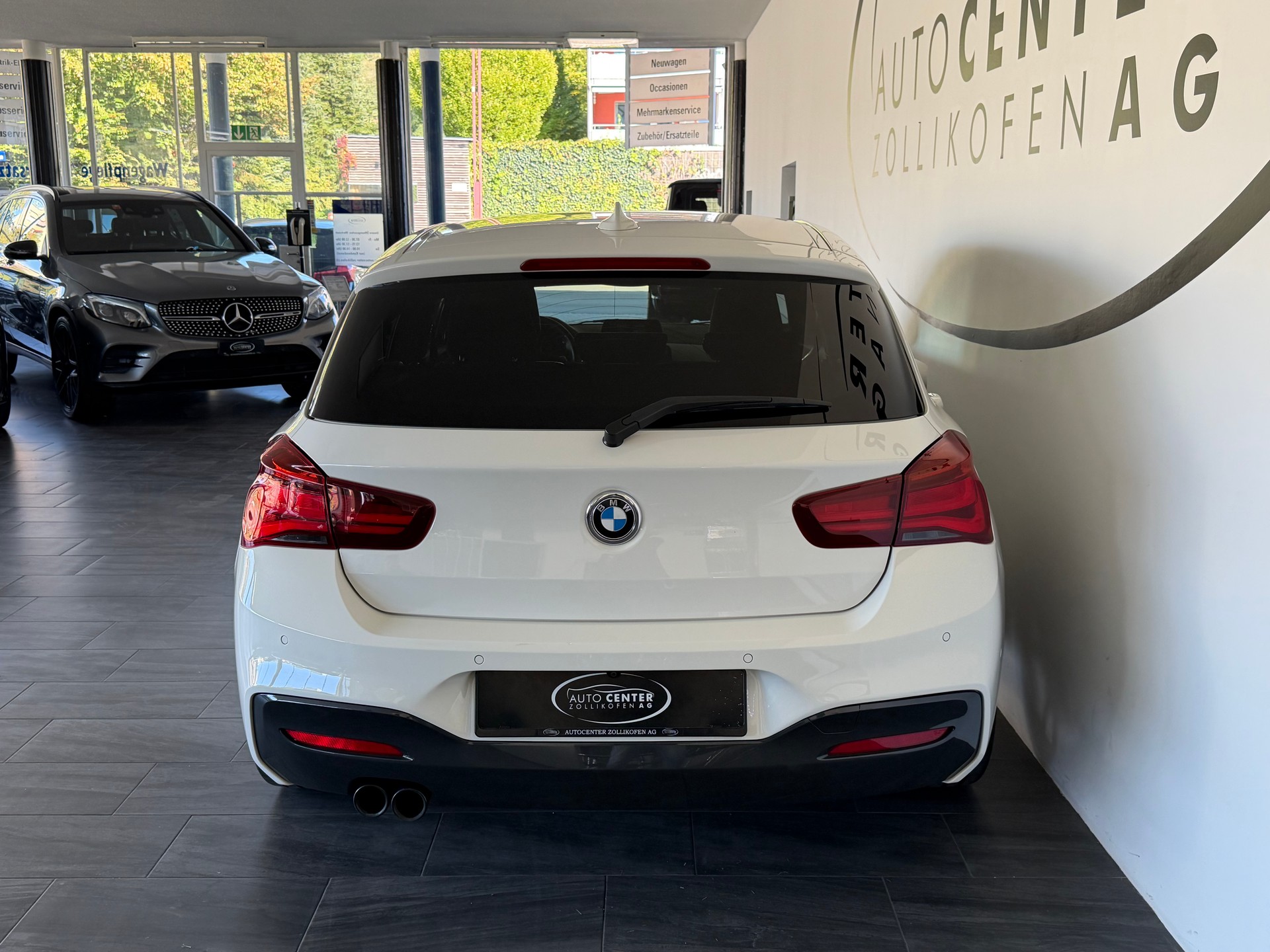 BMW 120d xDrive M Sport Steptronic-image-6
