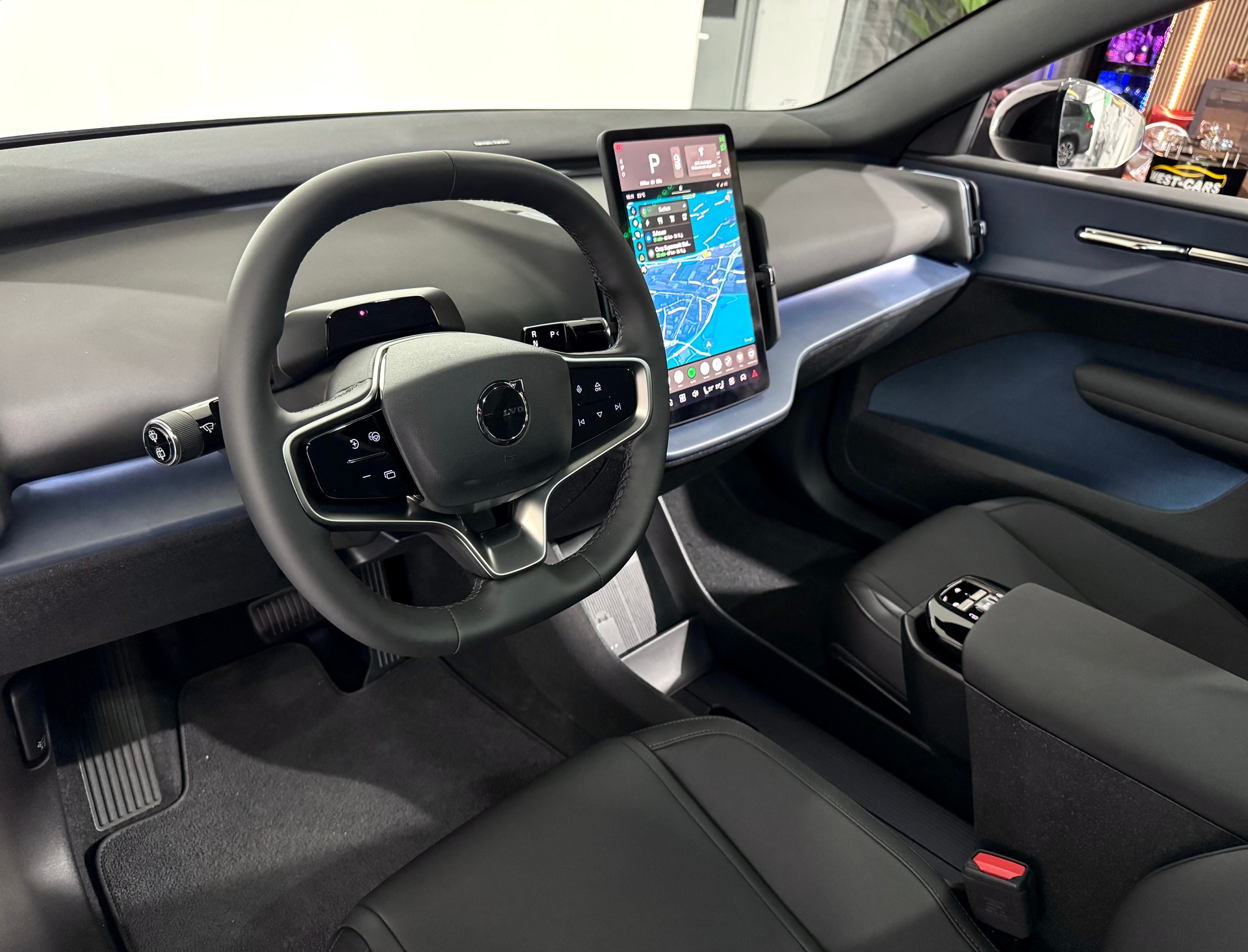 VOLVO EX30 E60 Twin Ultra Performance AWD **AHK 1'600 KG**-image-9