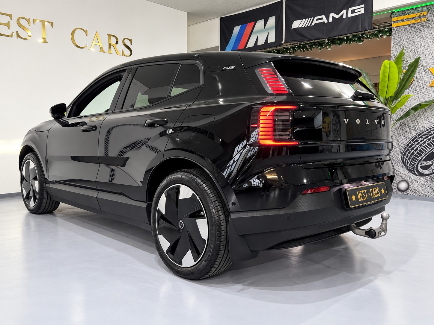 VOLVO EX30 E60 Twin Ultra Performance AWD **AHK 1'600 KG**-image-4