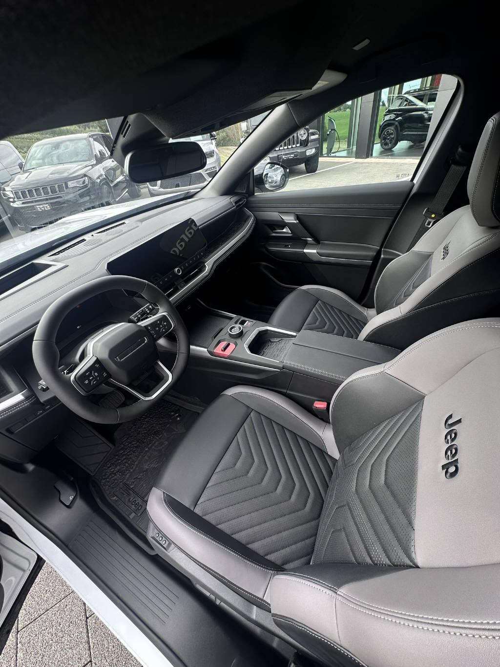 JEEP Compass First Edition-image-5