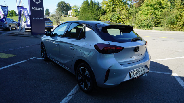 OPEL Corsa e- 50kWh Viva-image-3
