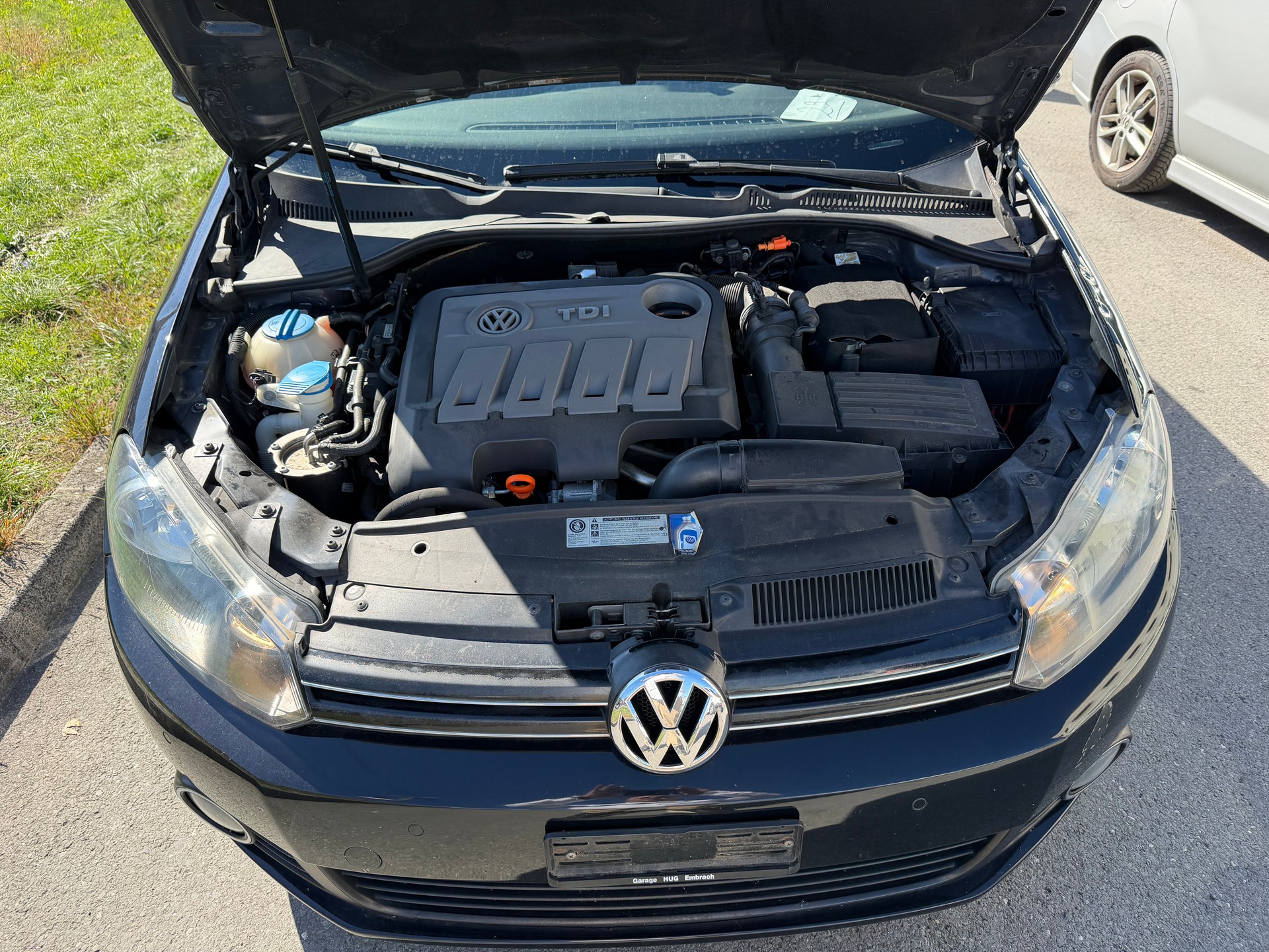VW Golf Variant 2.0 TDI Comfortline DSG-image-13