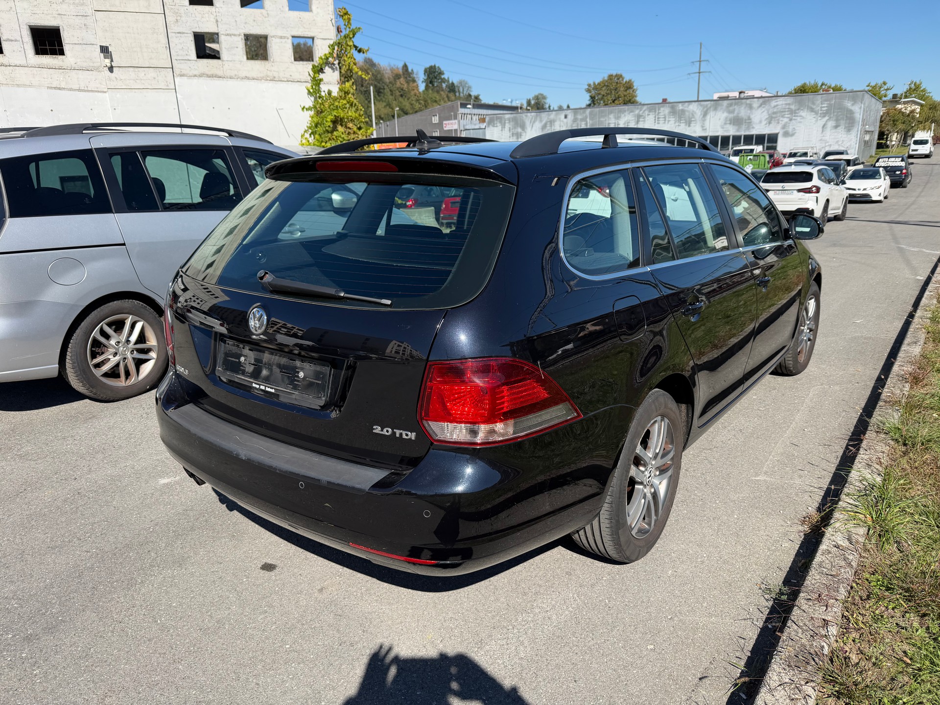 VW Golf Variant 2.0 TDI Comfortline DSG-image-4