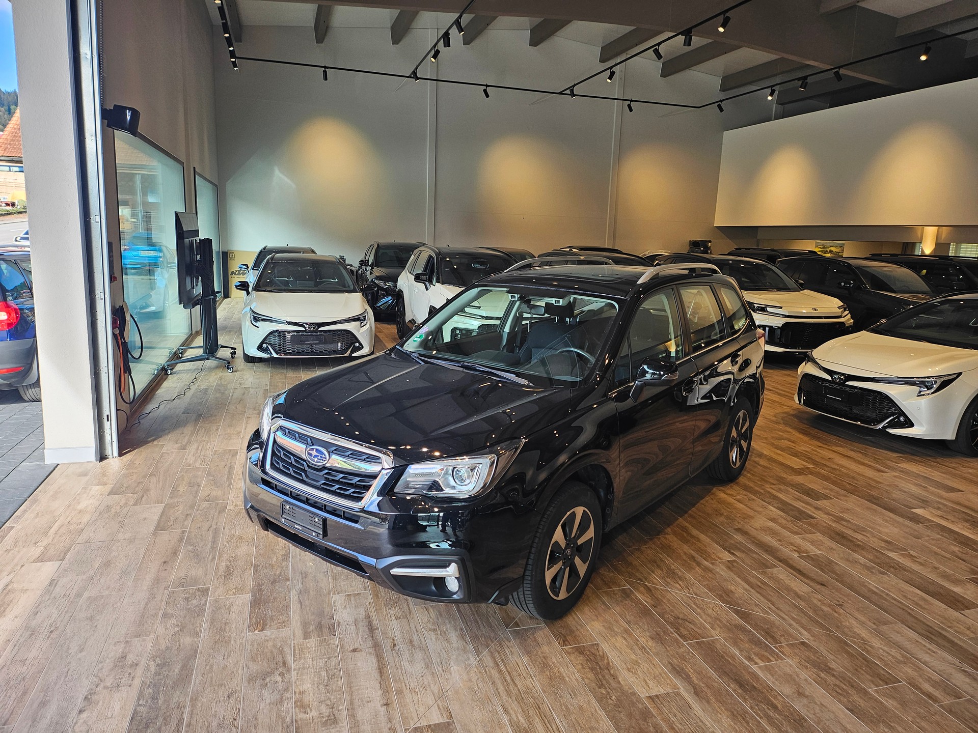 SUBARU Forester 2.0i Swiss Plus Lineartronic🔥 8-fach 🔥AHK 2000KG🔥-image-1