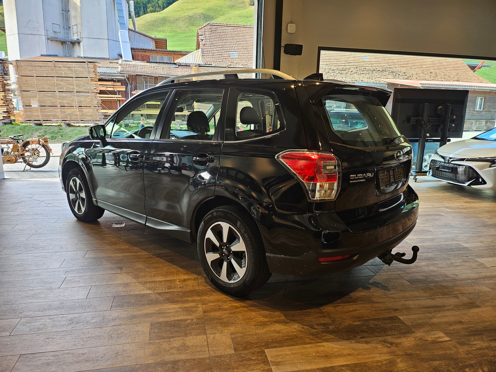 SUBARU Forester 2.0i Swiss Plus Lineartronic🔥 8-fach 🔥AHK 2000KG🔥-image-12