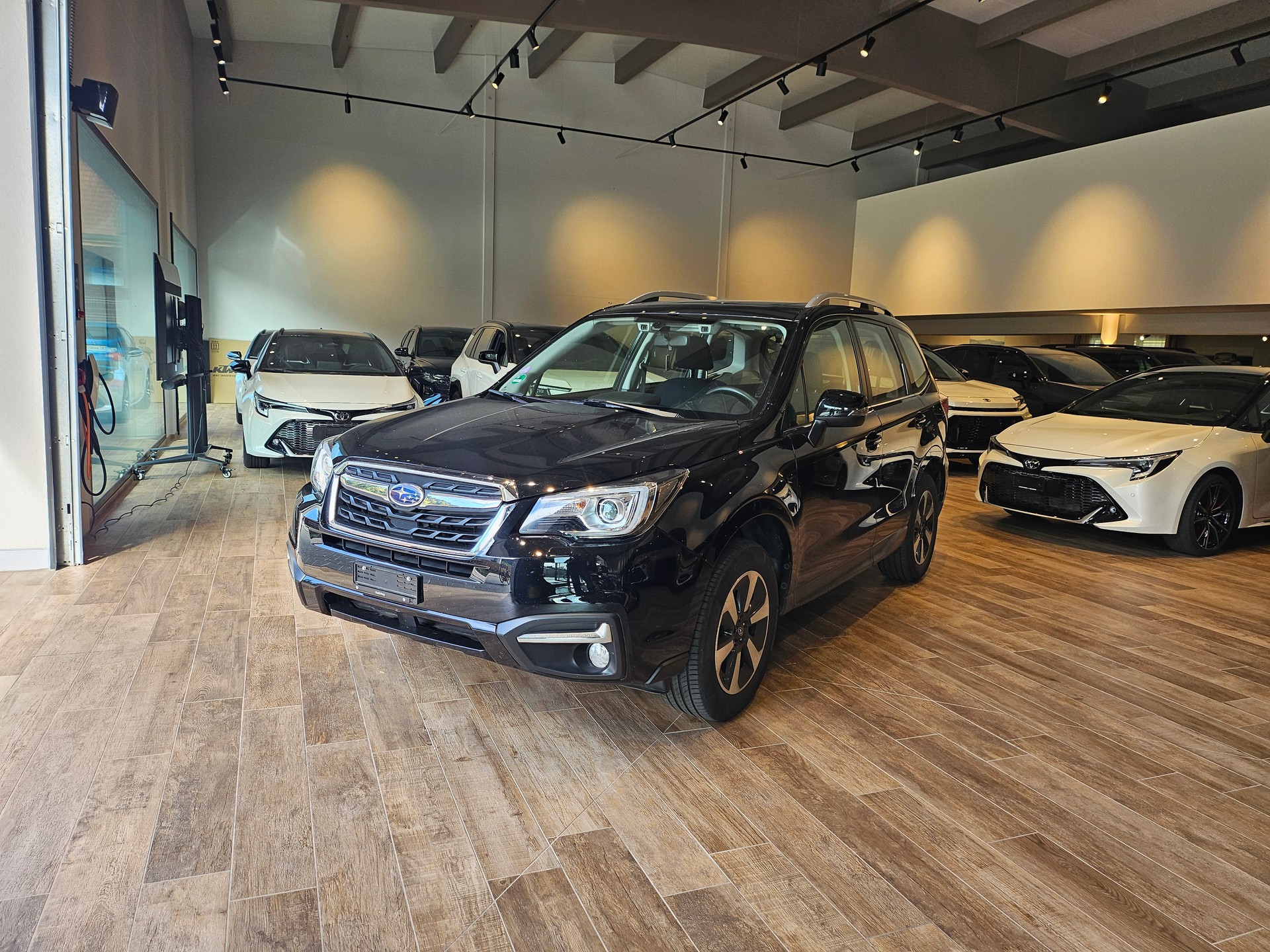 SUBARU Forester 2.0i Swiss Plus Lineartronic🔥 8-fach 🔥AHK 2000KG🔥-image-0