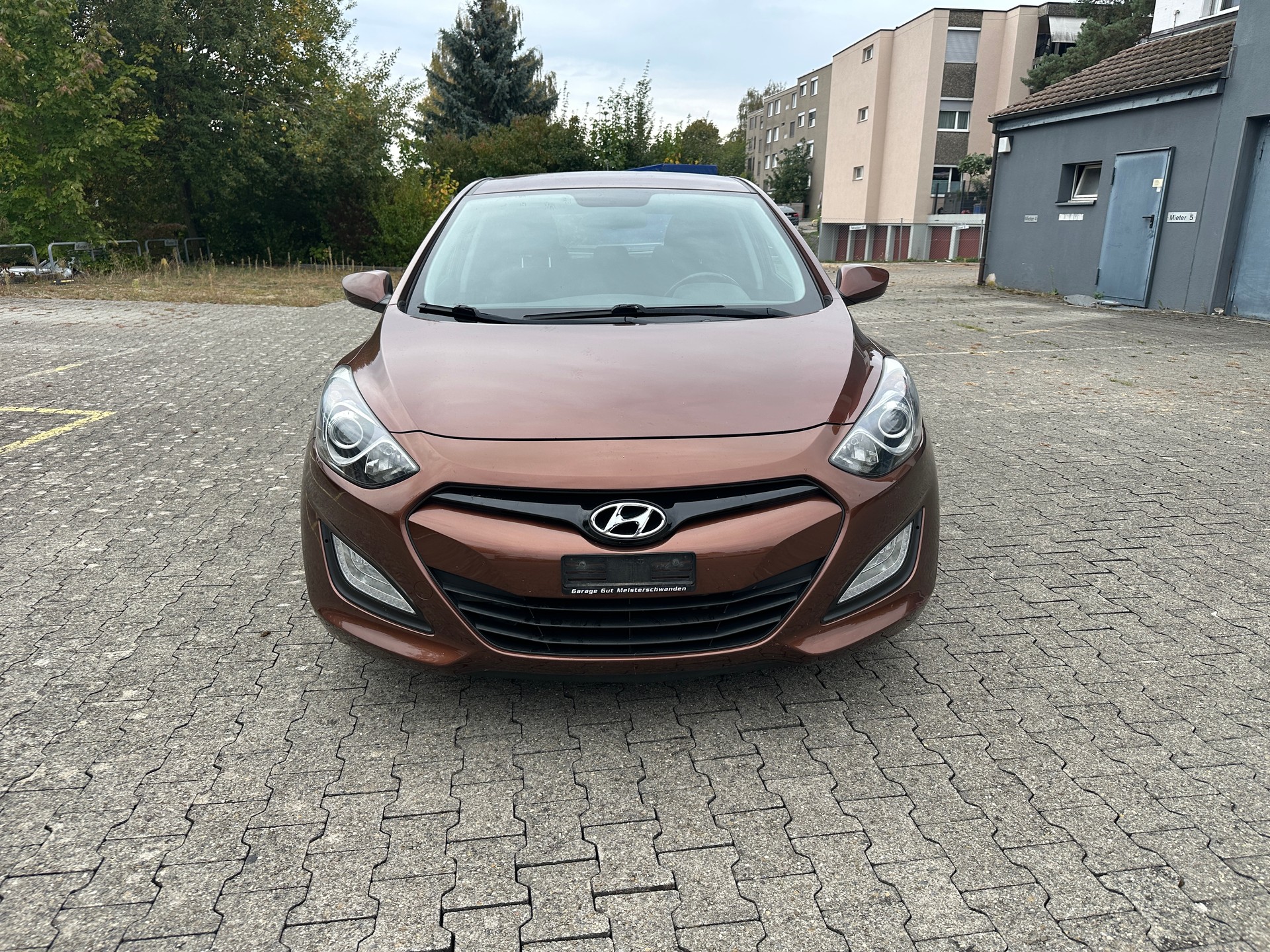 HYUNDAI i30 1.6 CRDi Comfort-image-1