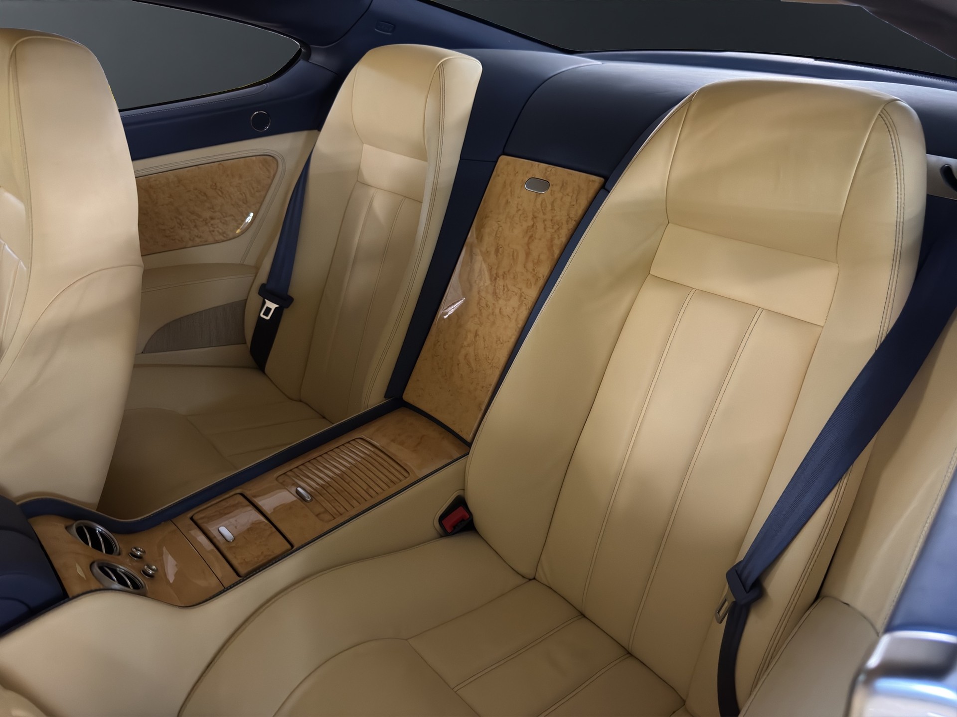 BENTLEY Continental GT 6.0-image-14