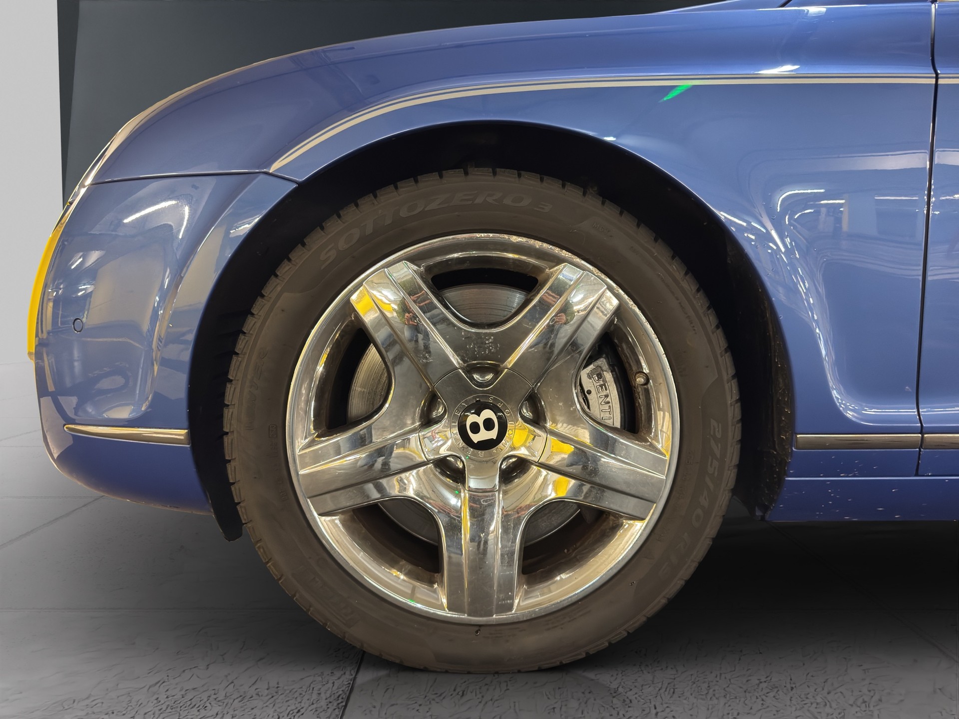 BENTLEY Continental GT 6.0-image-18