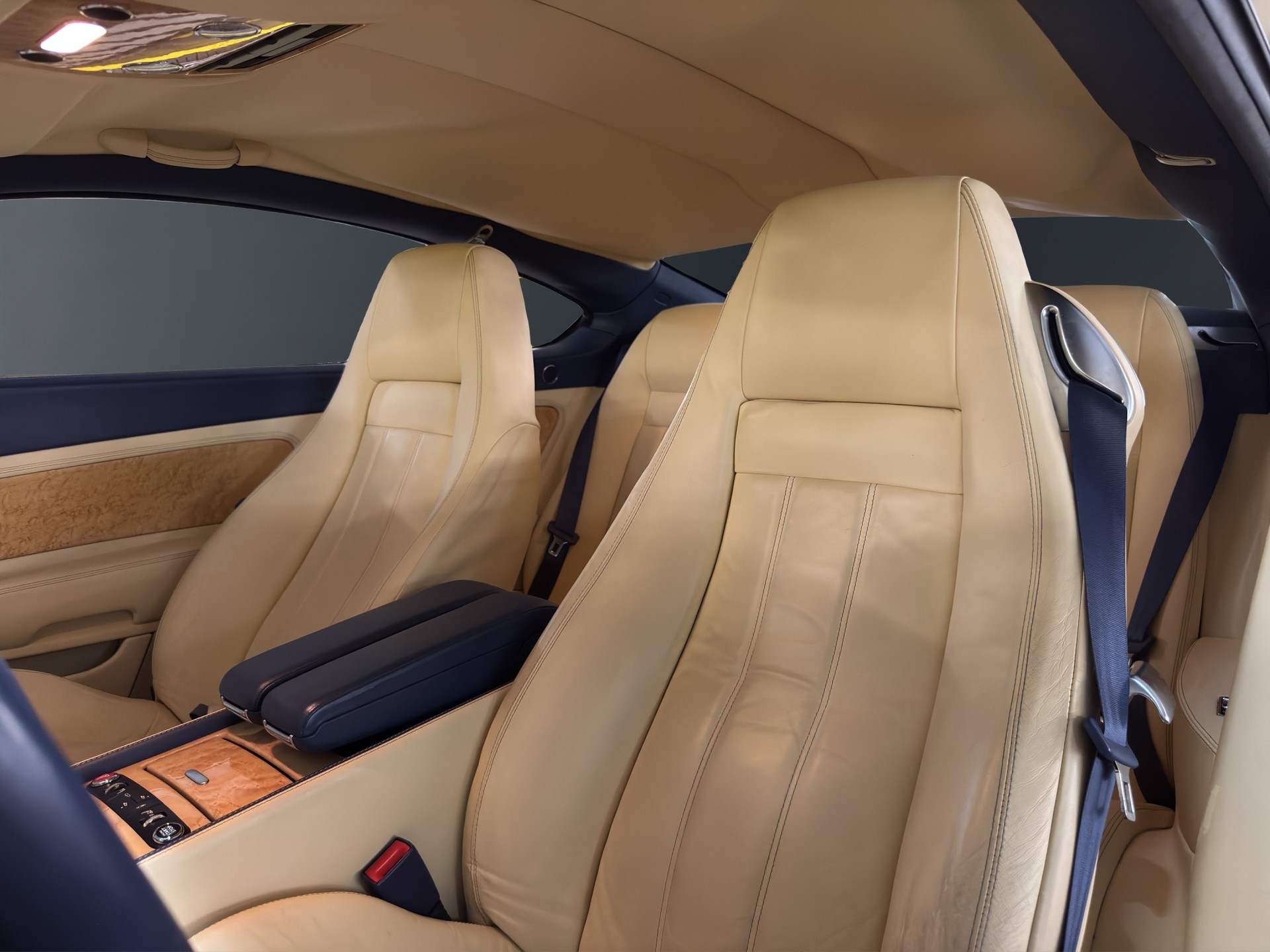 BENTLEY Continental GT 6.0-image-22