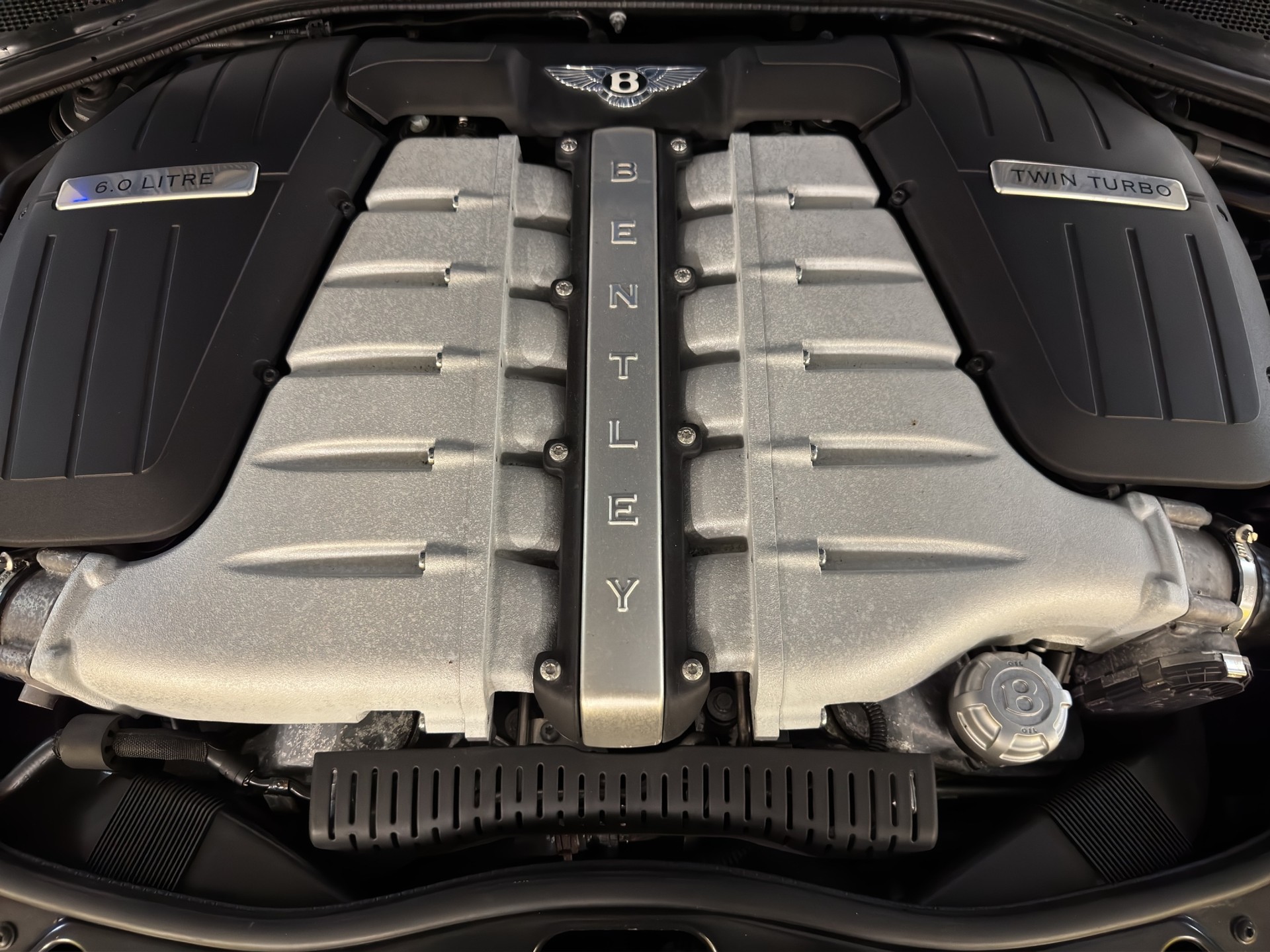 BENTLEY Continental GT 6.0-image-17