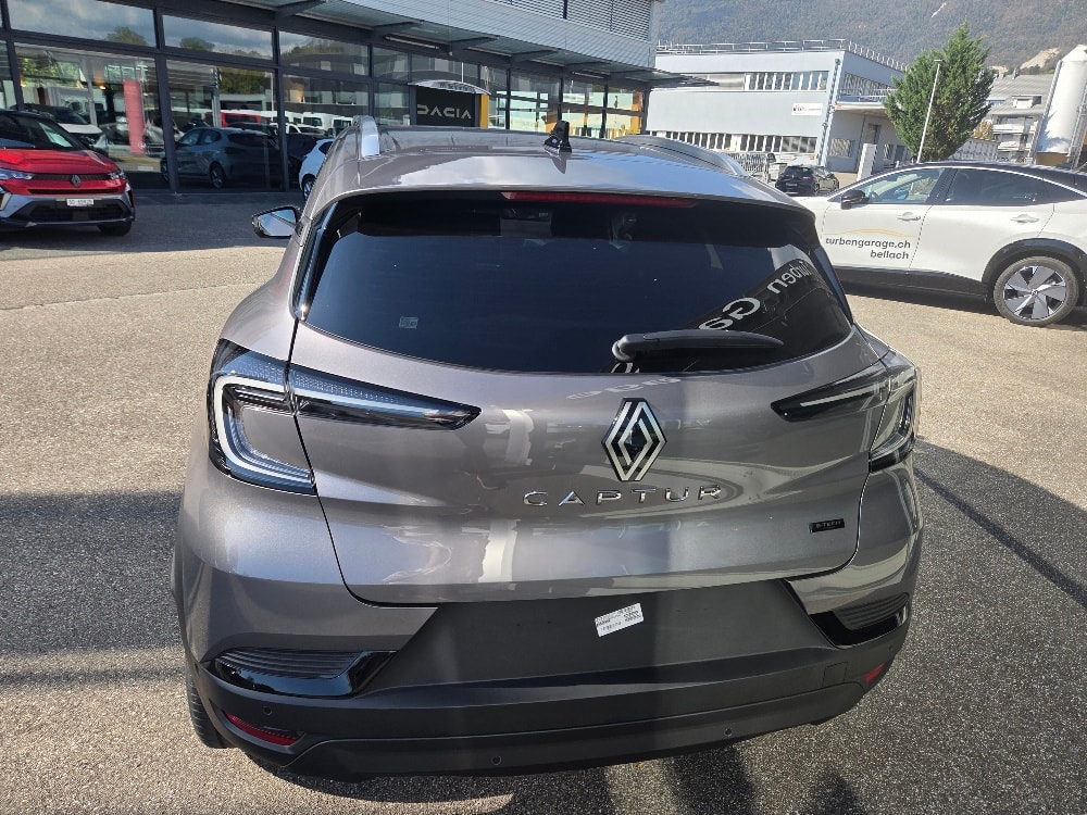 RENAULT Captur 1.8 E-Tech 160 Techno DHT-image-4