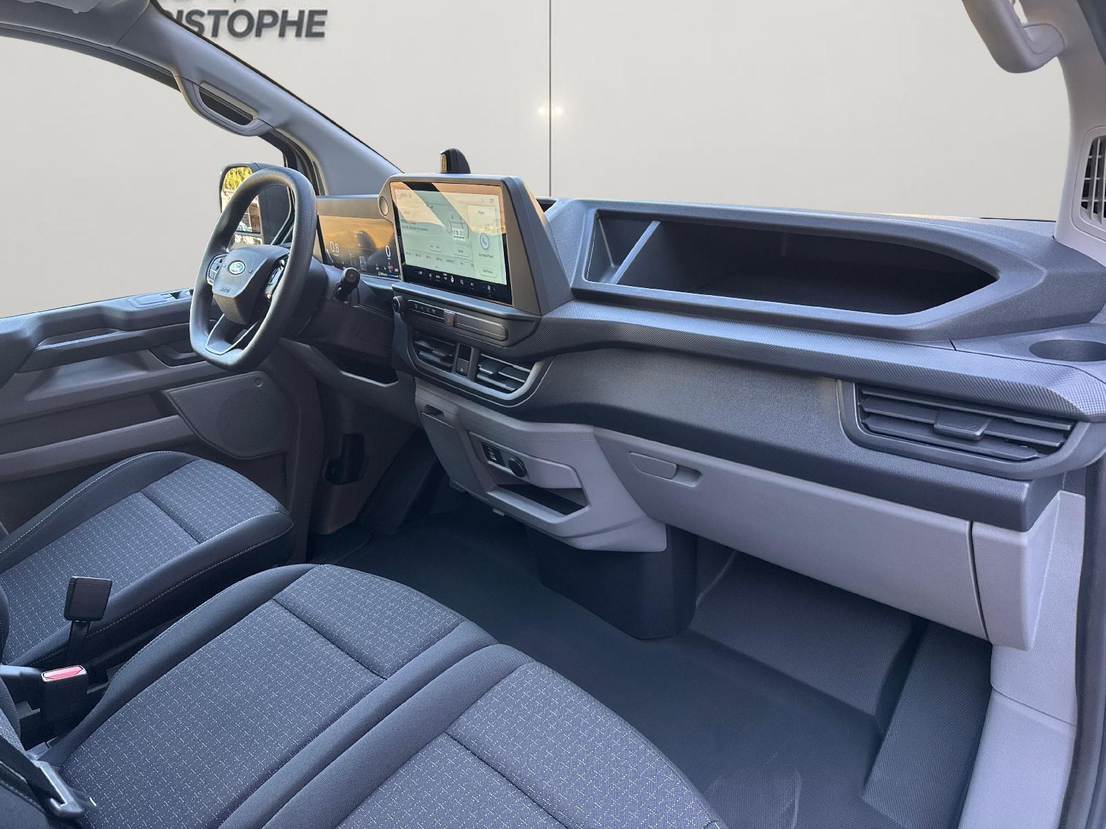 FORD Transit C Van 320 L1 2.0 EcoBlue 170 Trend 4x4-image-9