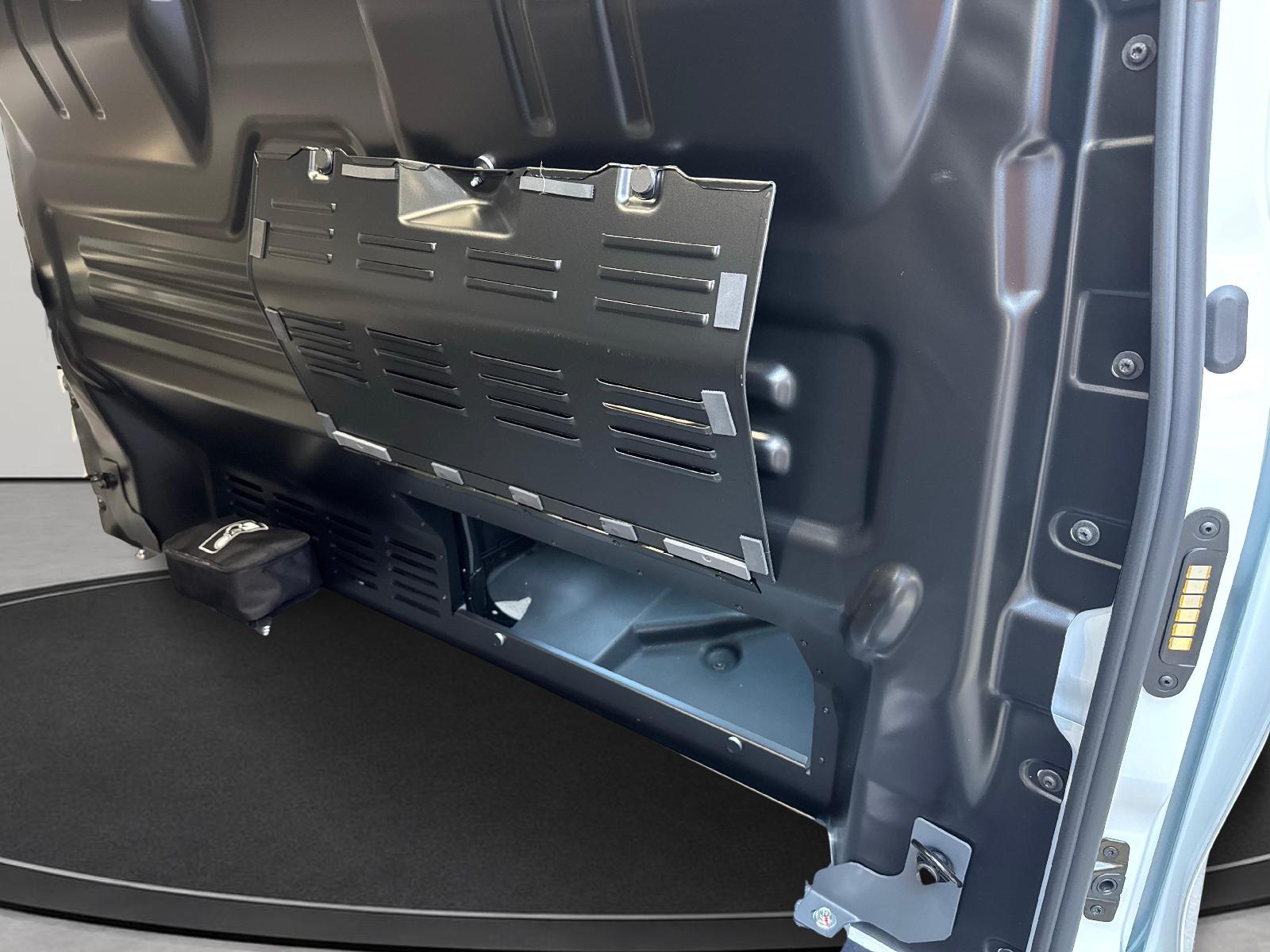 FORD Transit C Van 320 L1 2.0 EcoBlue 170 Trend 4x4-image-18