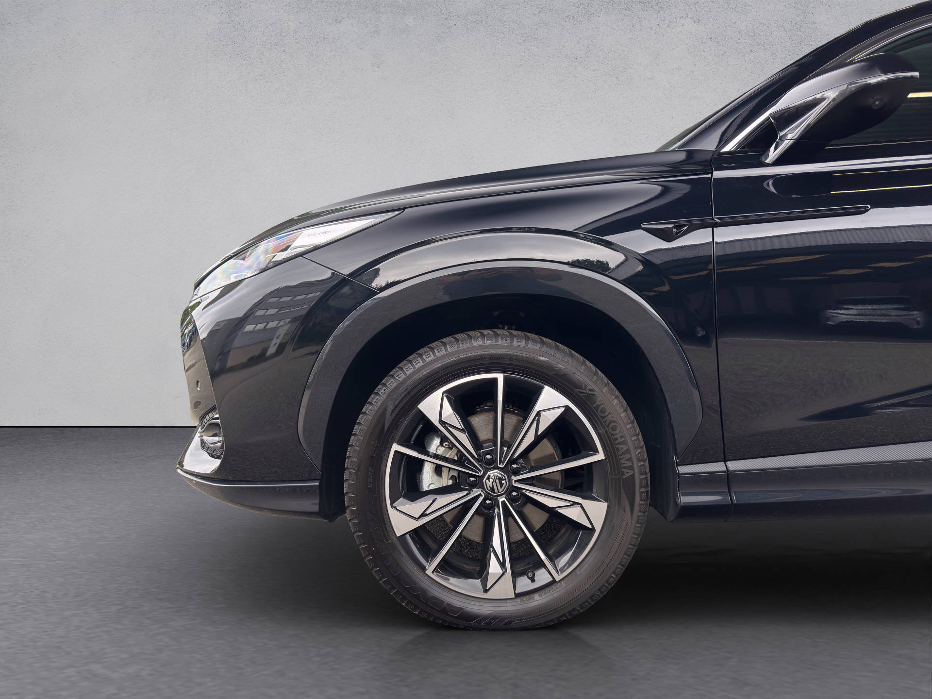 MG HS 1.5 Vti-Tech Luxury-image-2