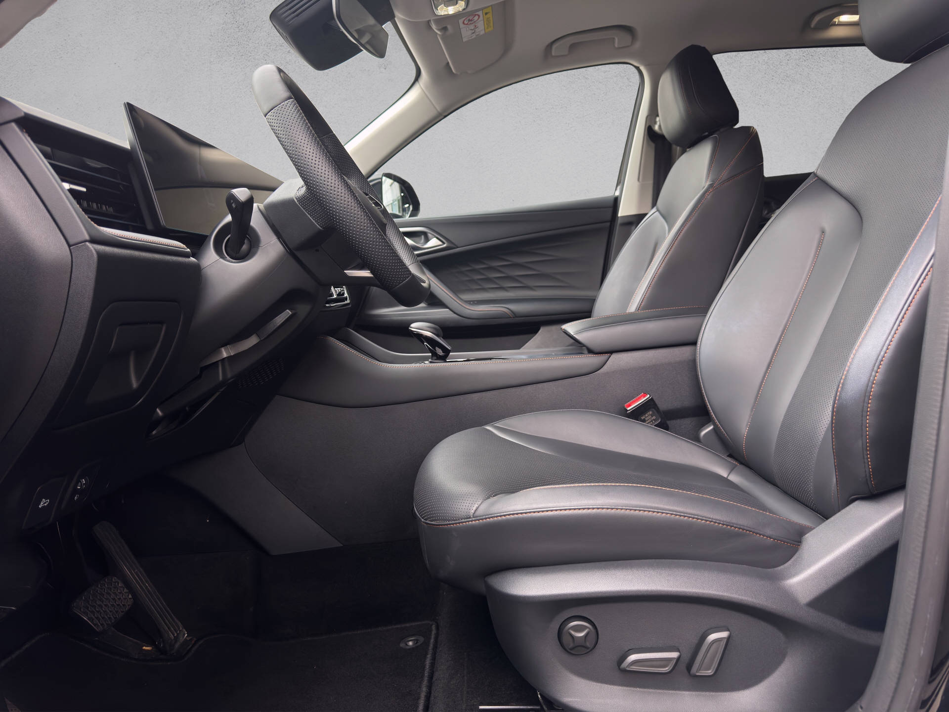 MG HS 1.5 Vti-Tech Luxury-image-9